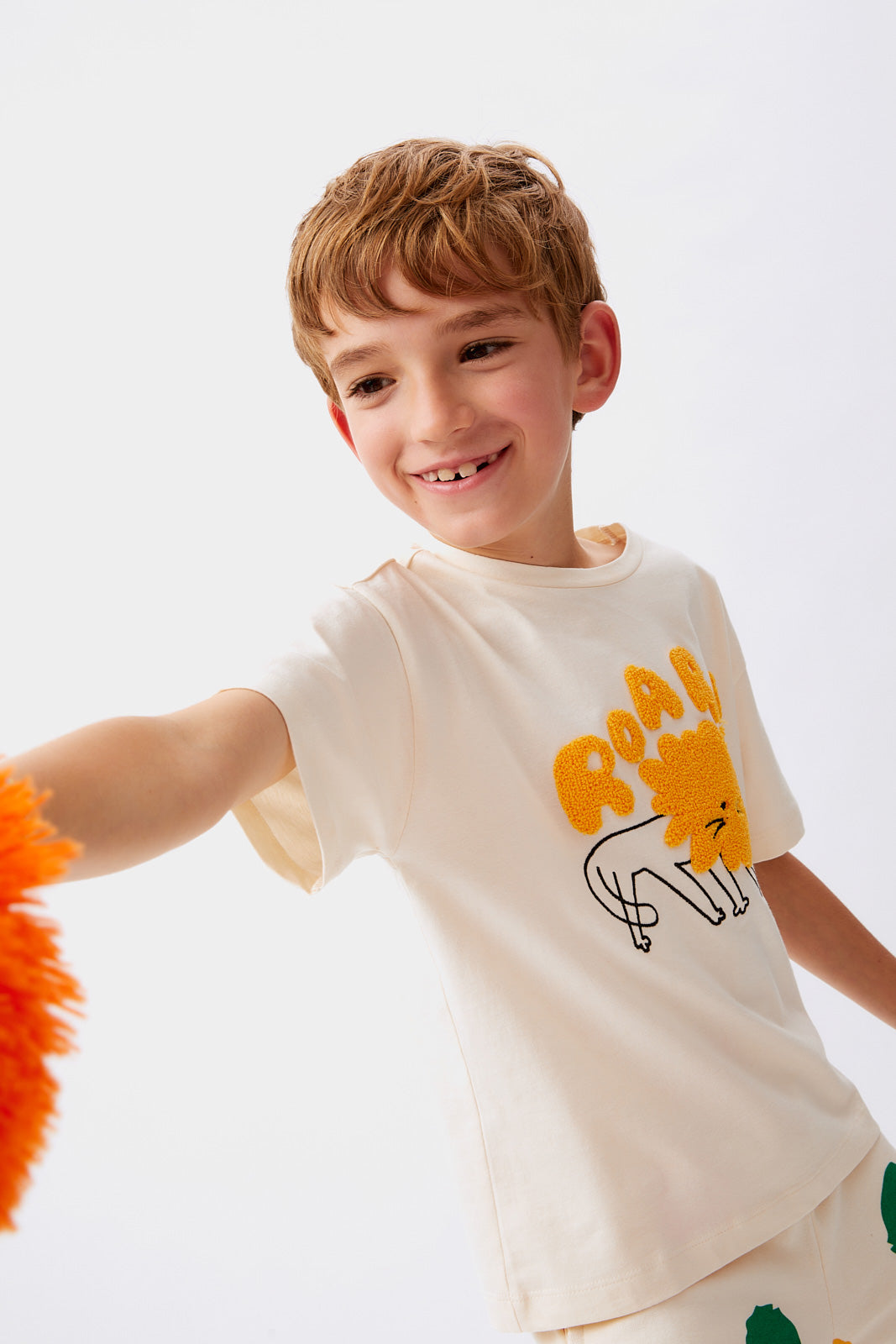 White animal print unisex t-shirt
