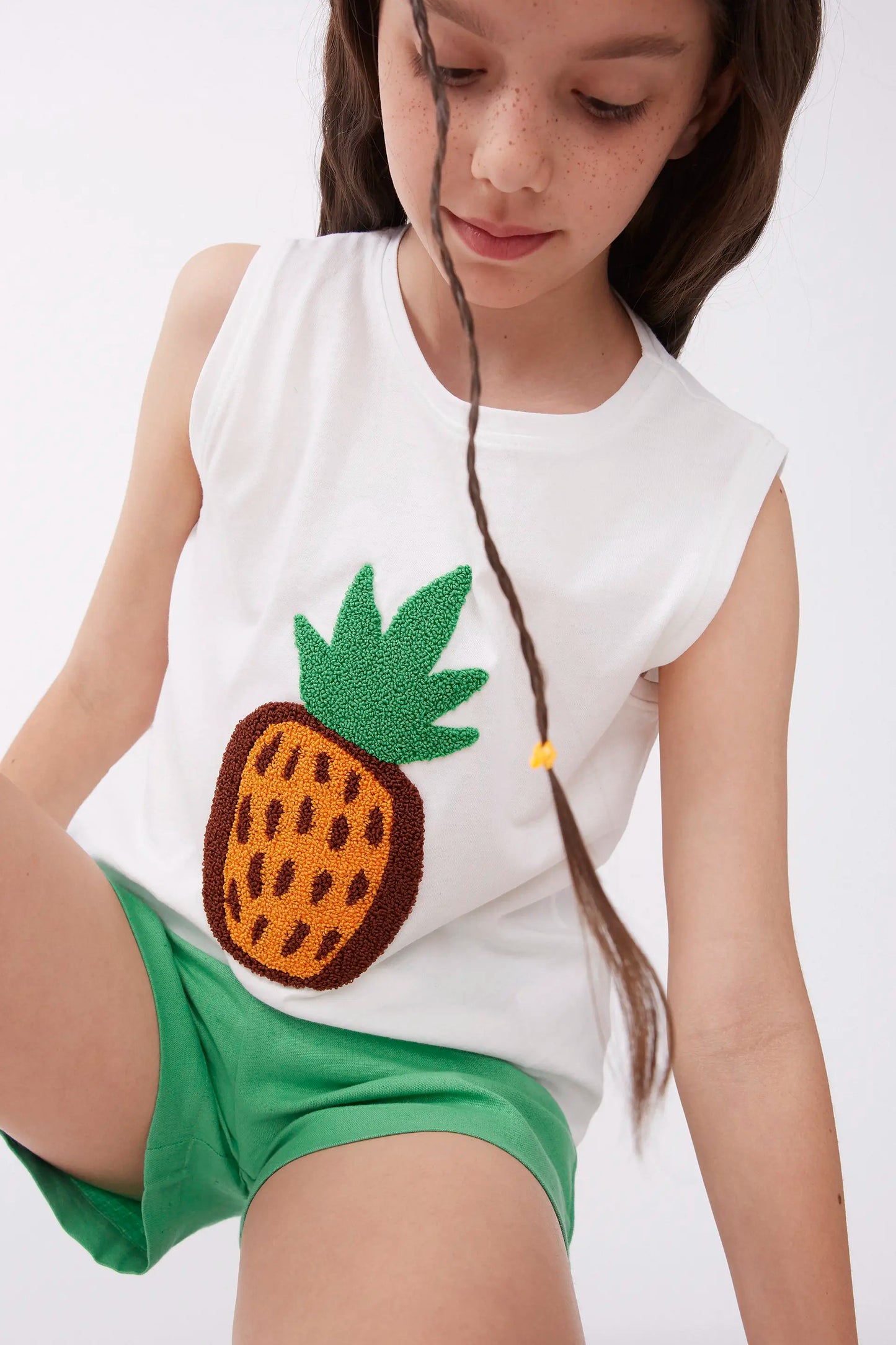Unisex pineapple print t-shirt