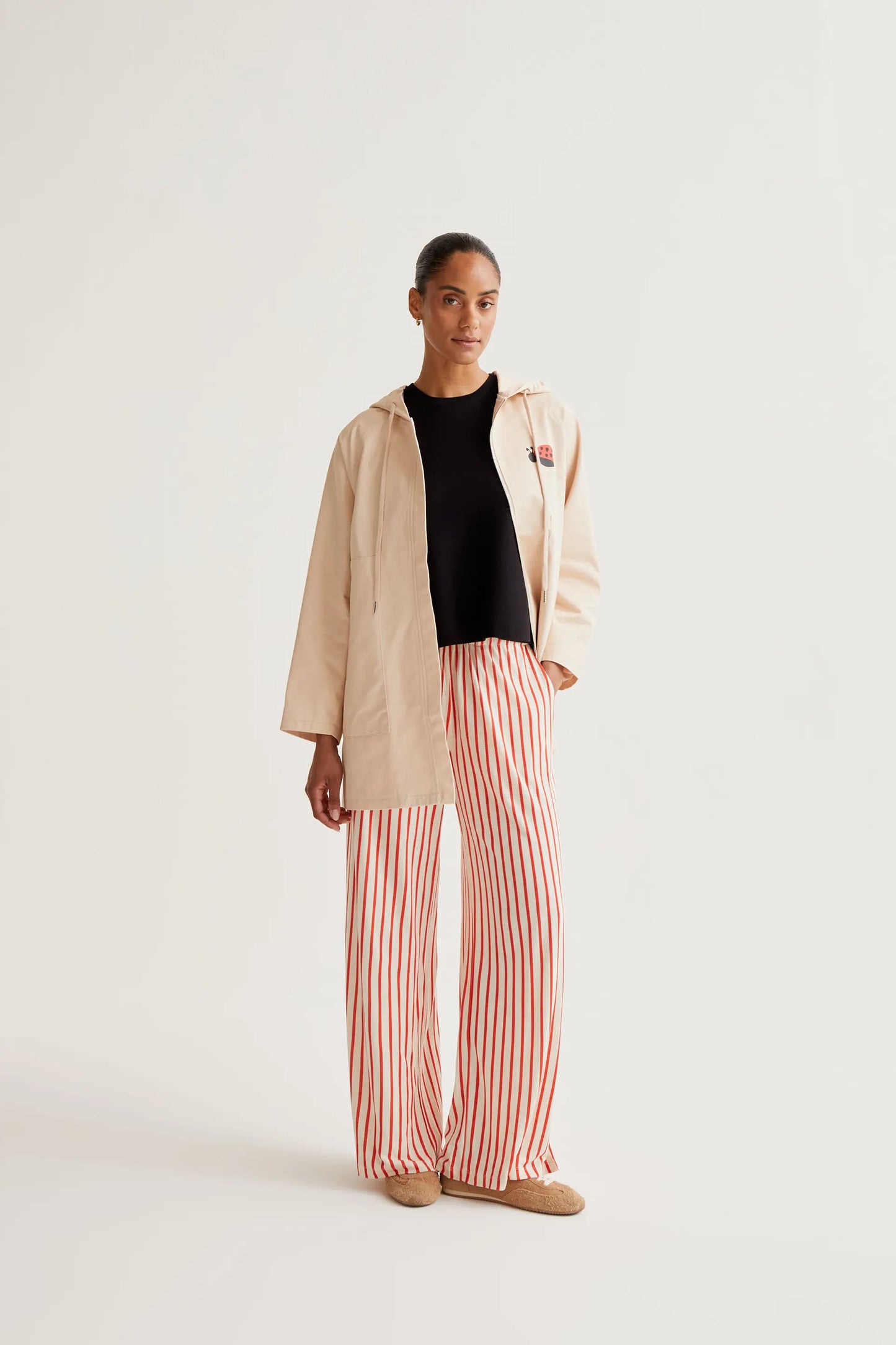 Trench con stampa coccinella