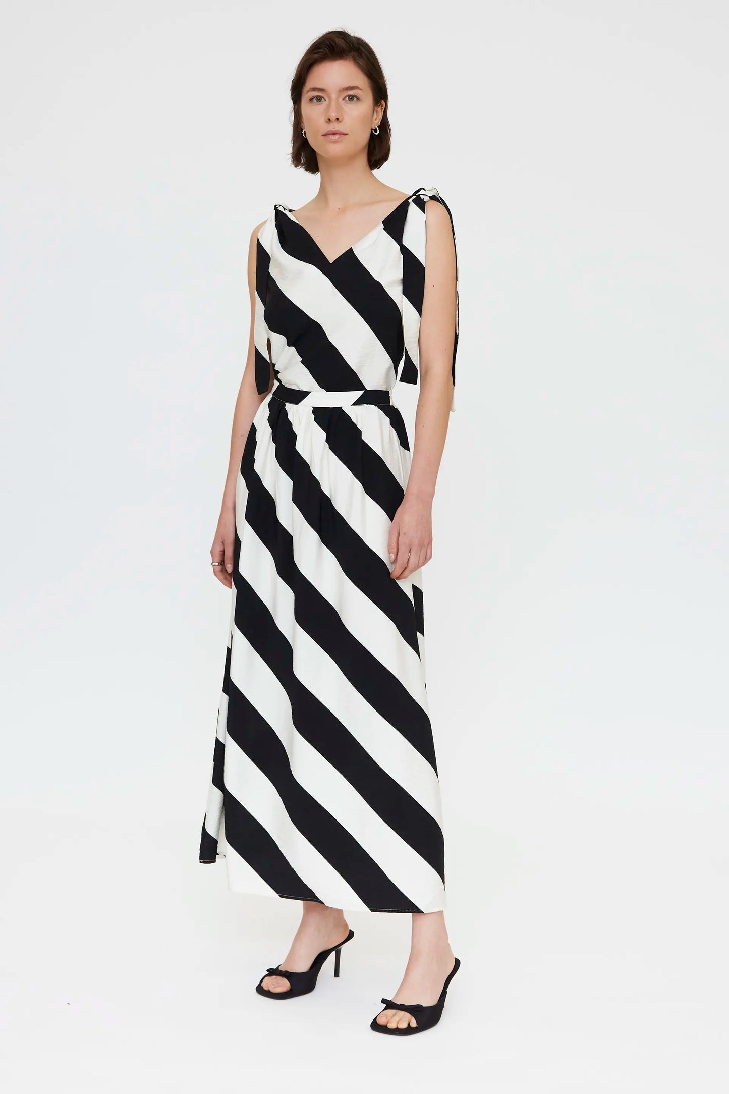 Long skirt with black and white diagonal striped print