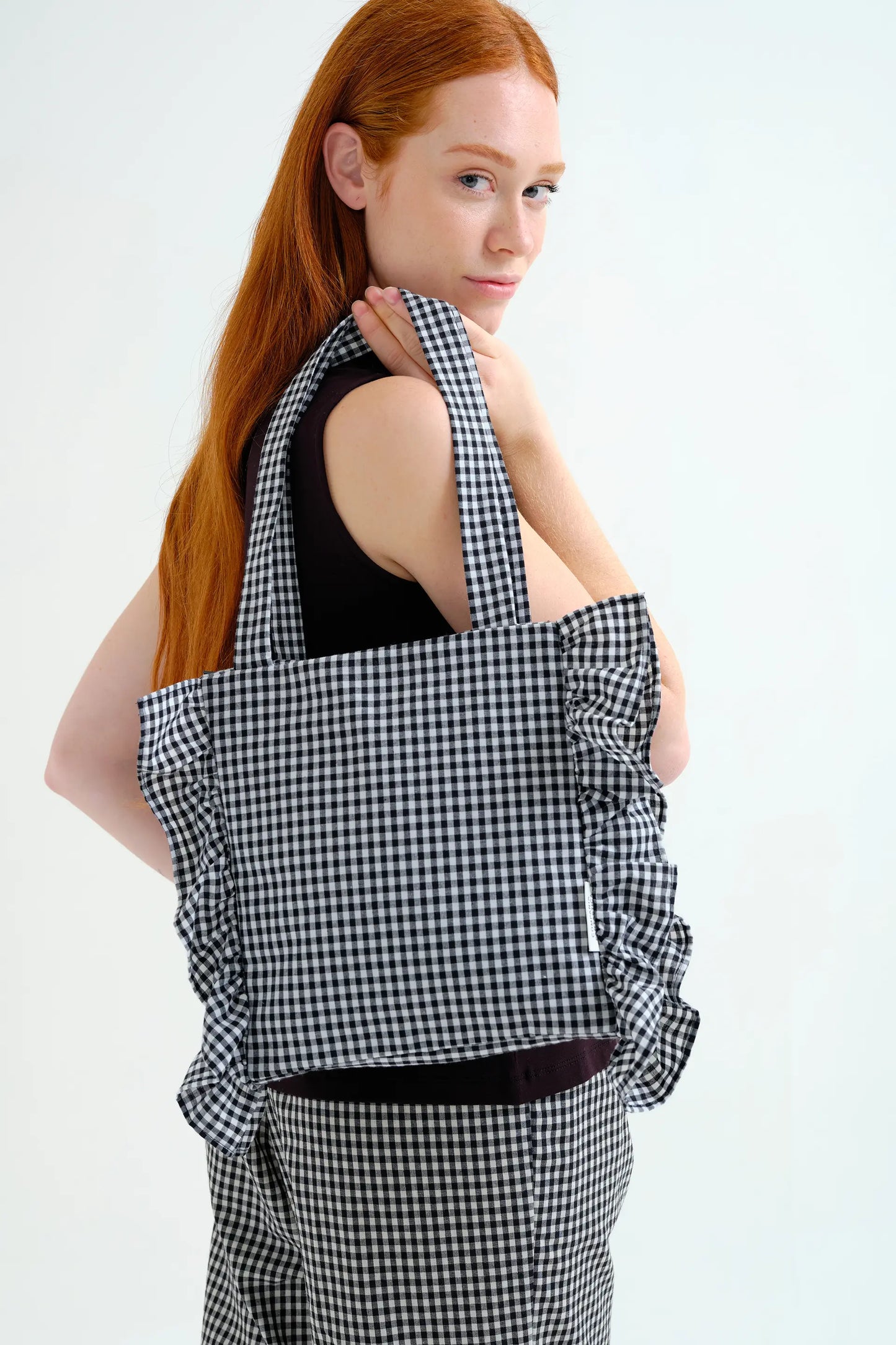 Borsa a quadretti neri