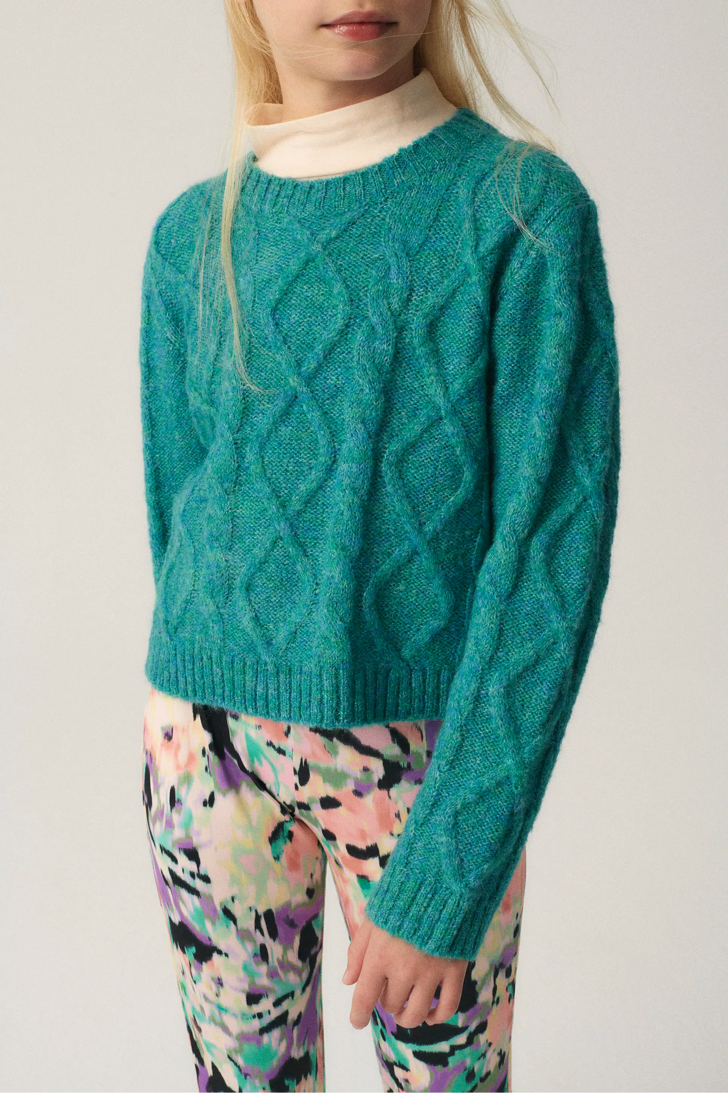 Unisex blue aranes sweater