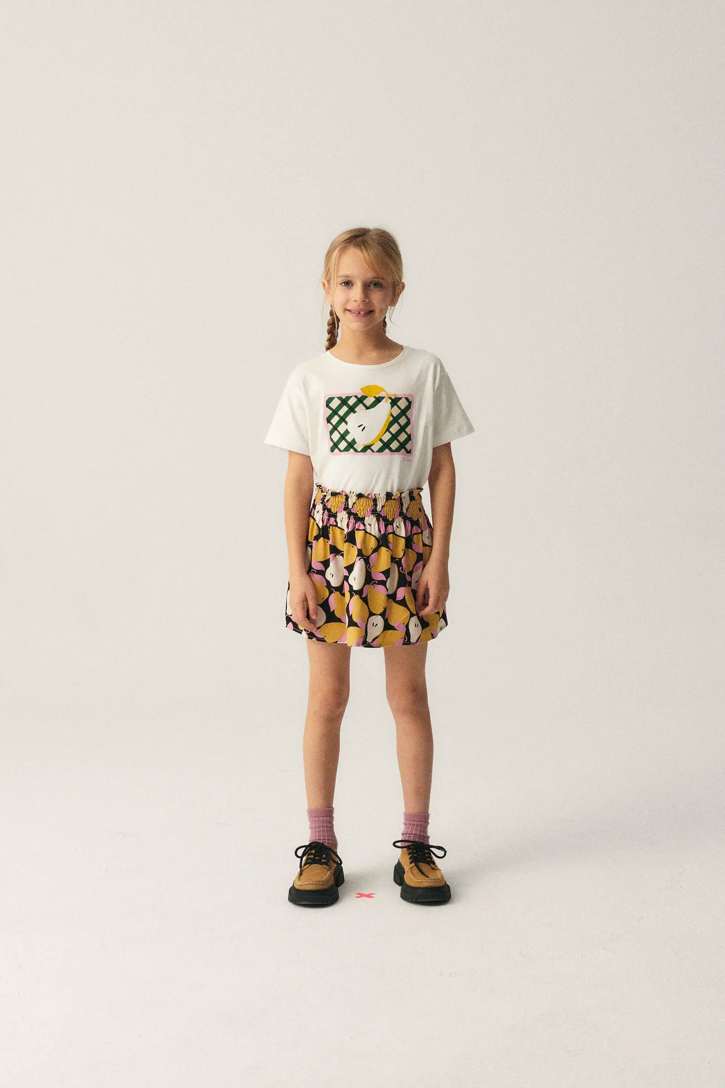 Unisex Pear Graphic Cotton T-Shirt