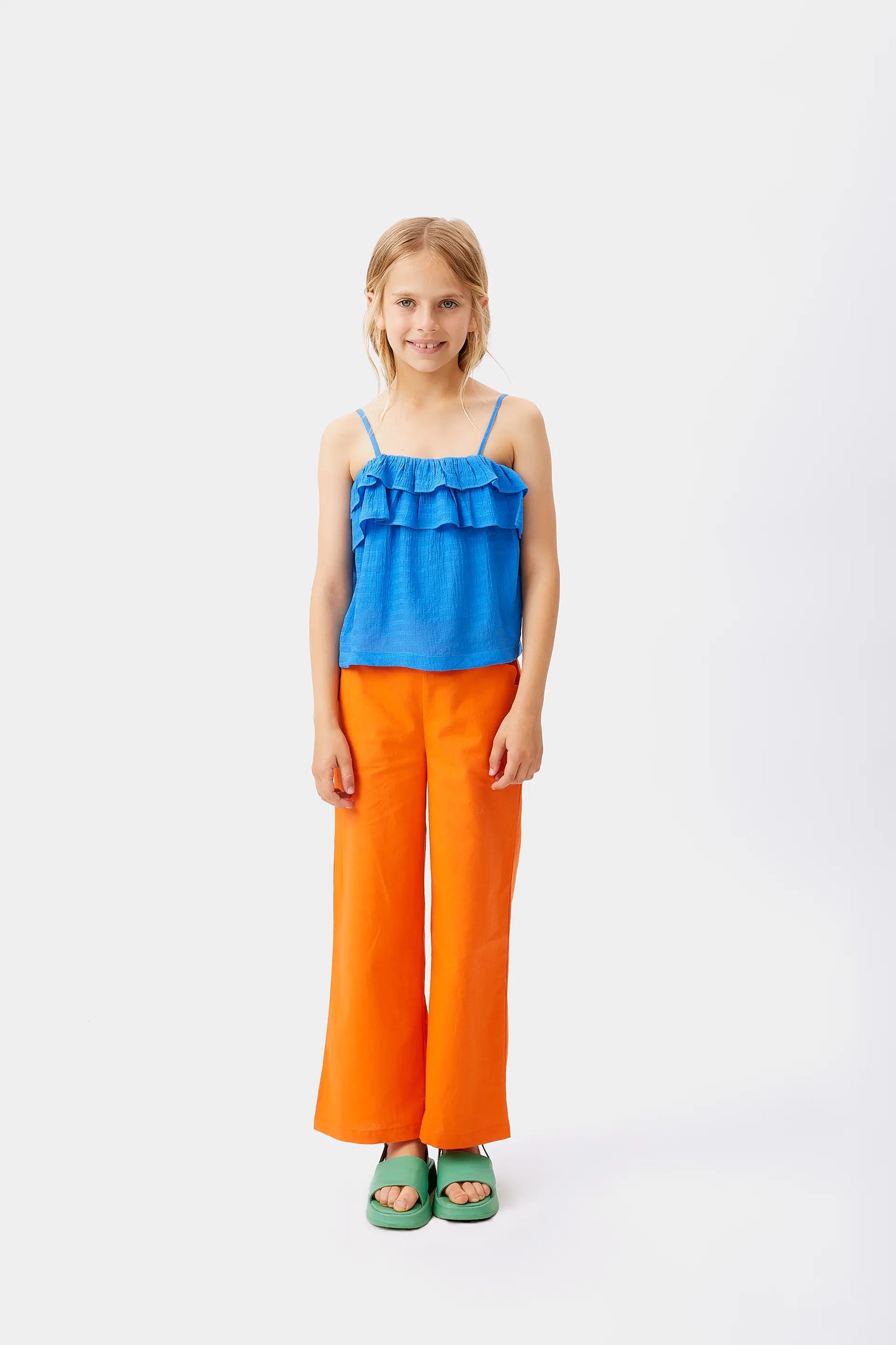 Girl's blue strapless top