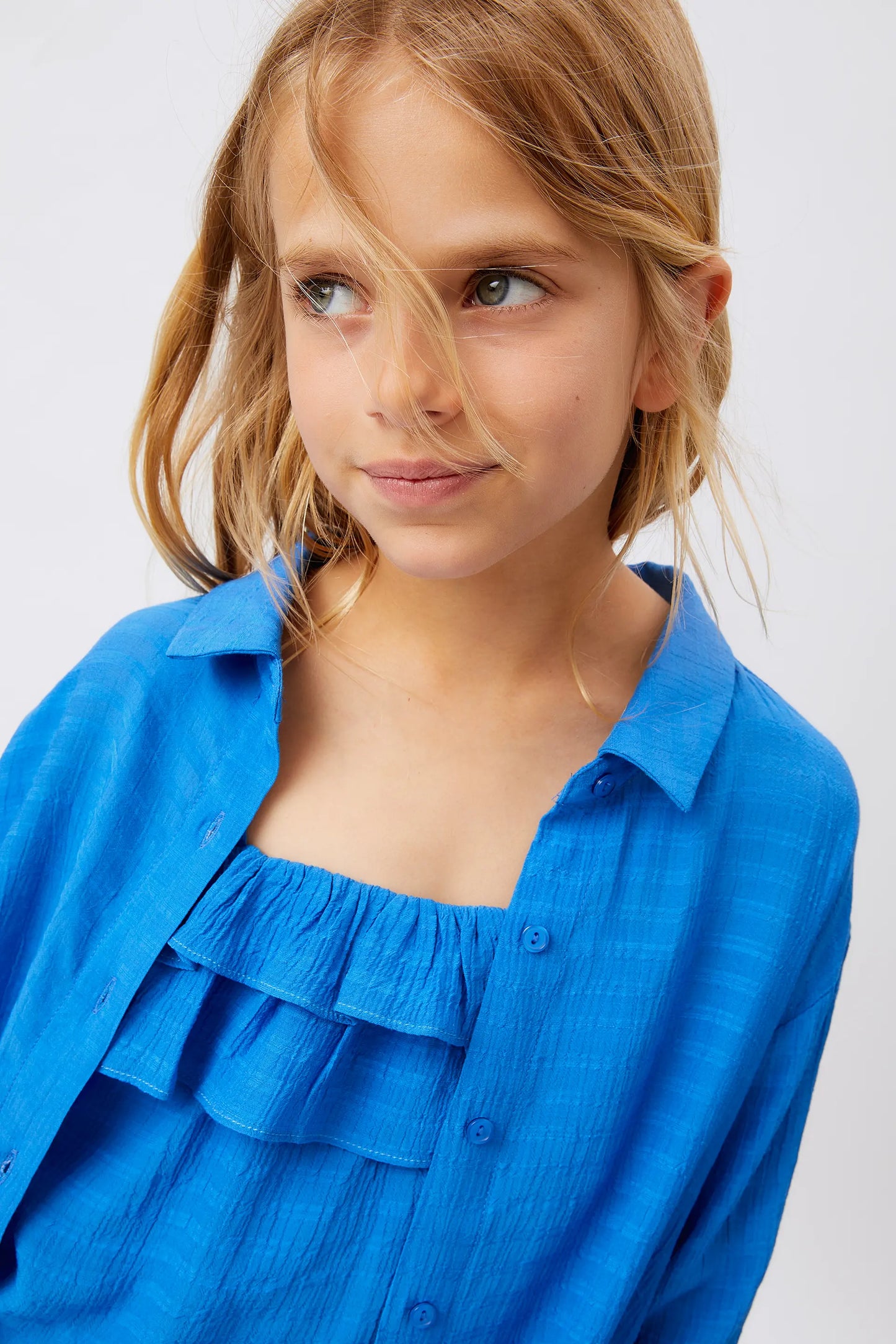 Girl's blue strapless top