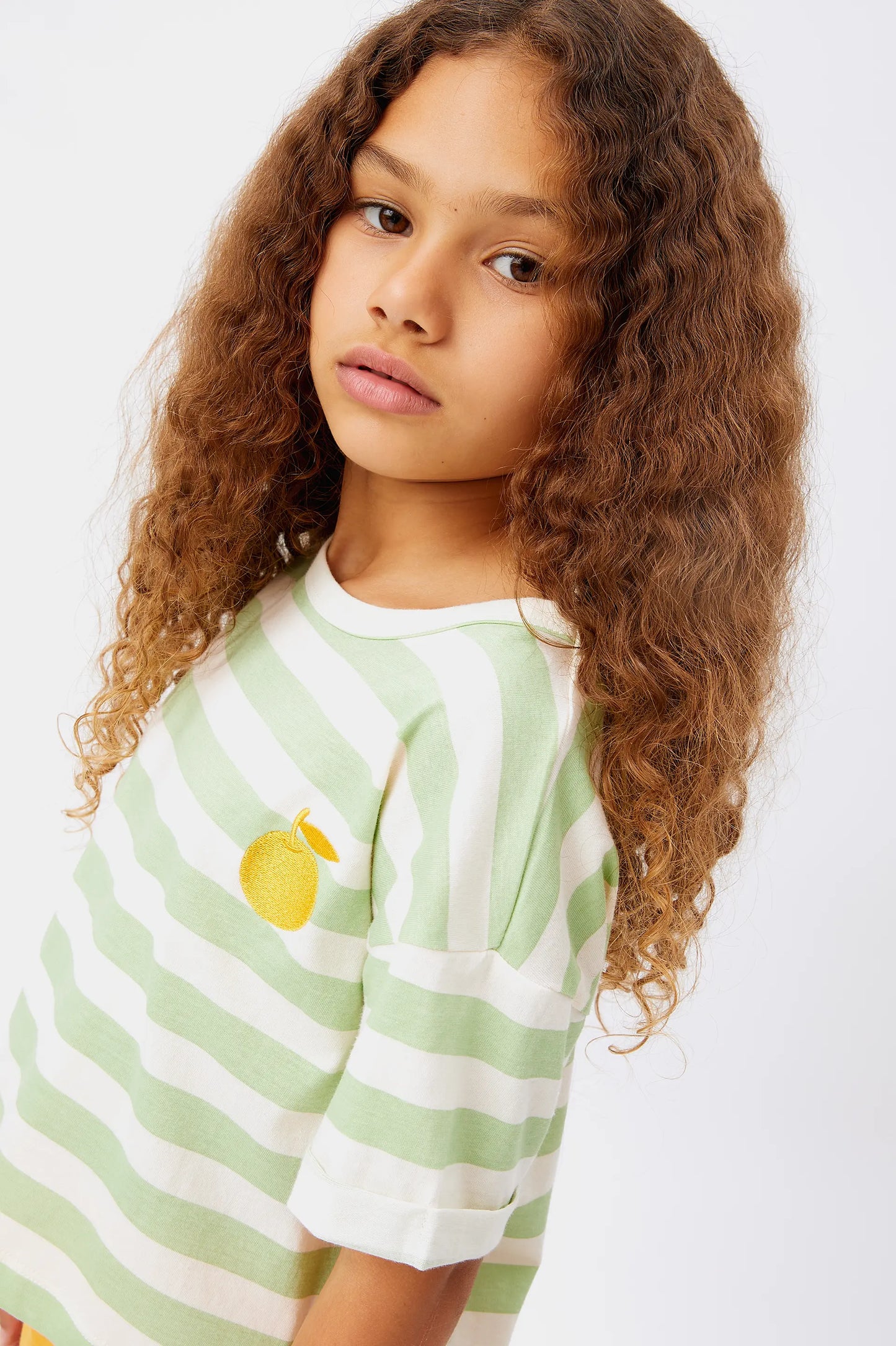 Camiseta unisex de rayas verdes