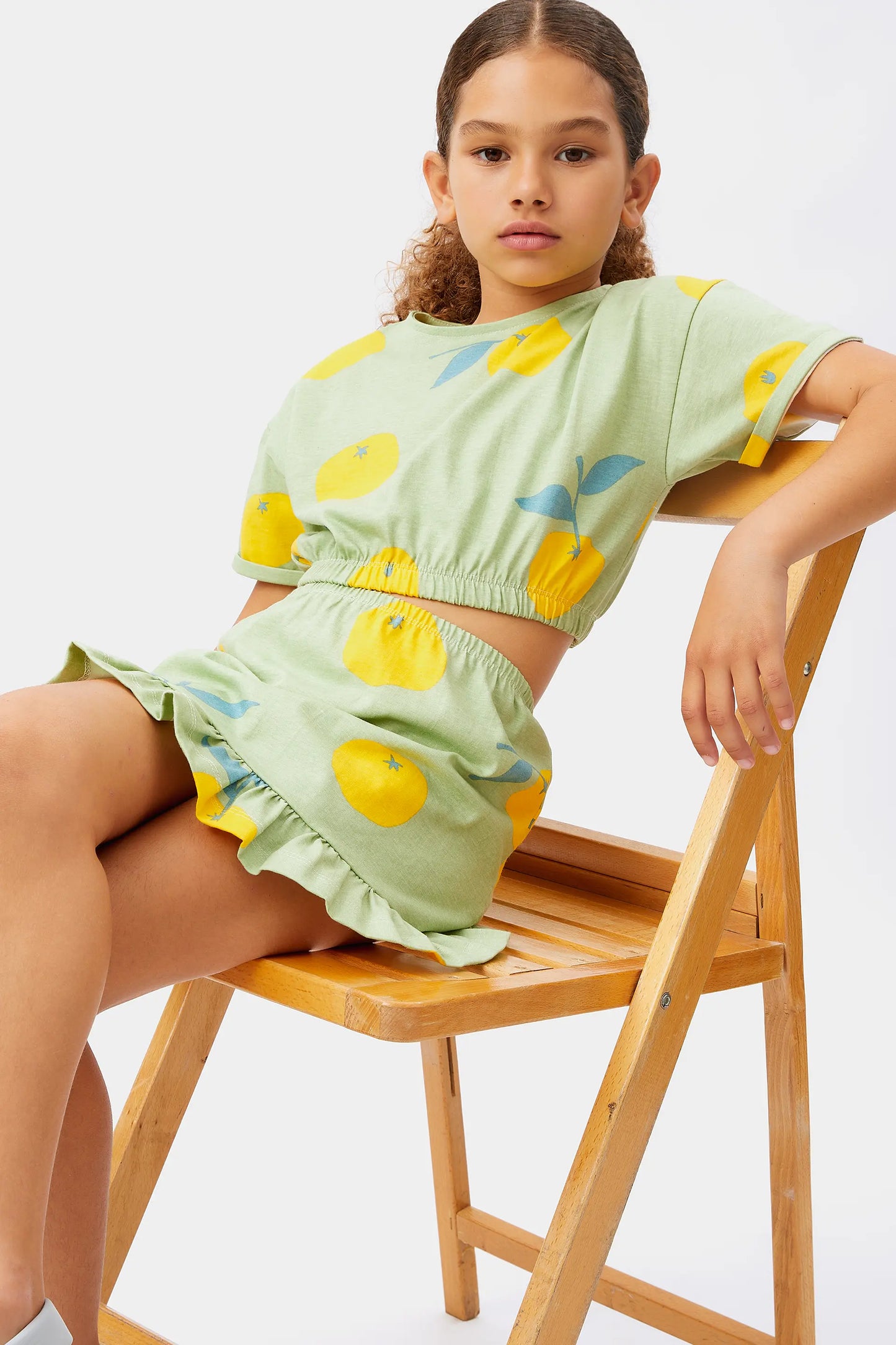 Top corto da bambina con stampa Yuzu