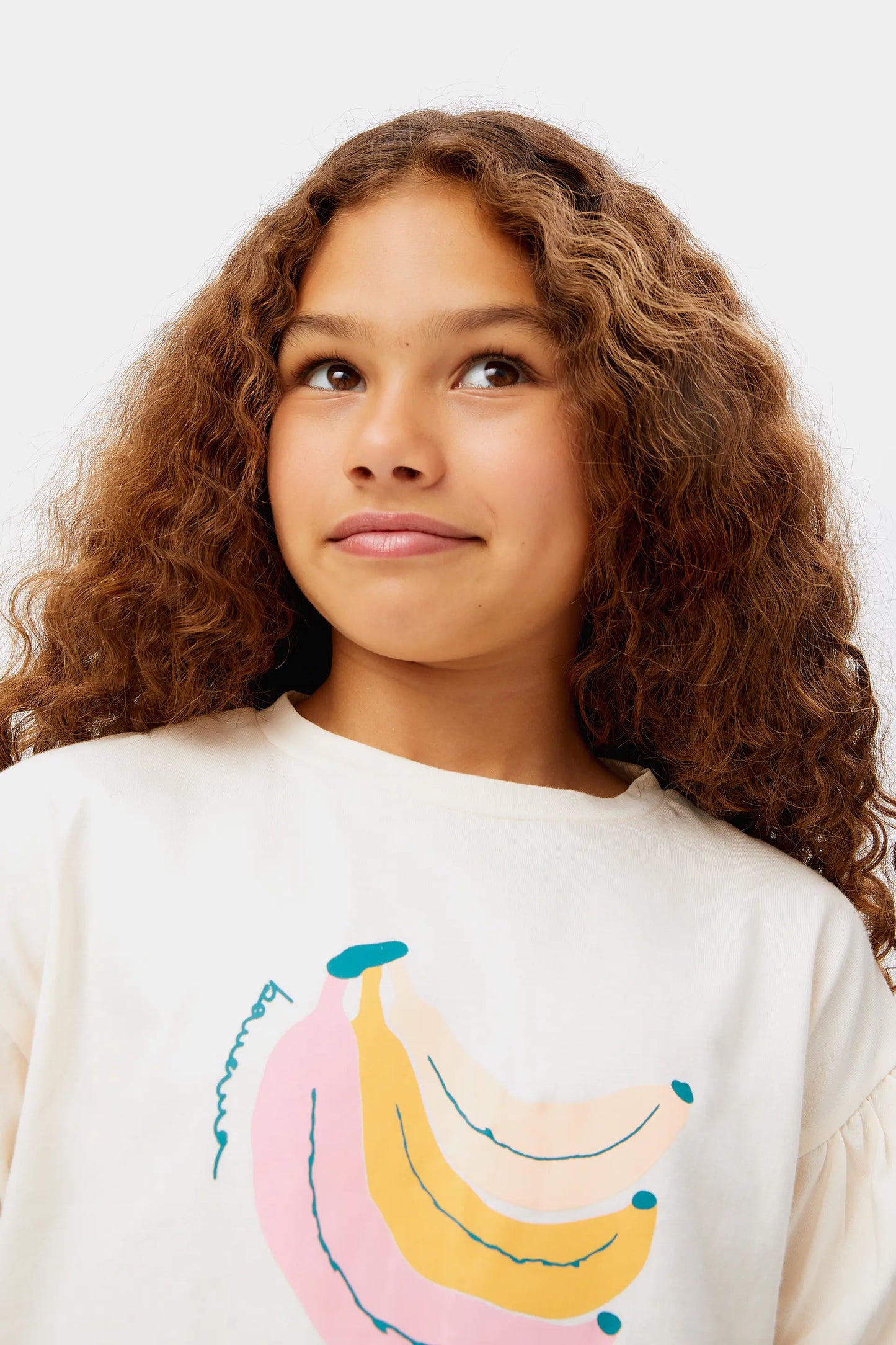 Girl's white banana print t-shirt