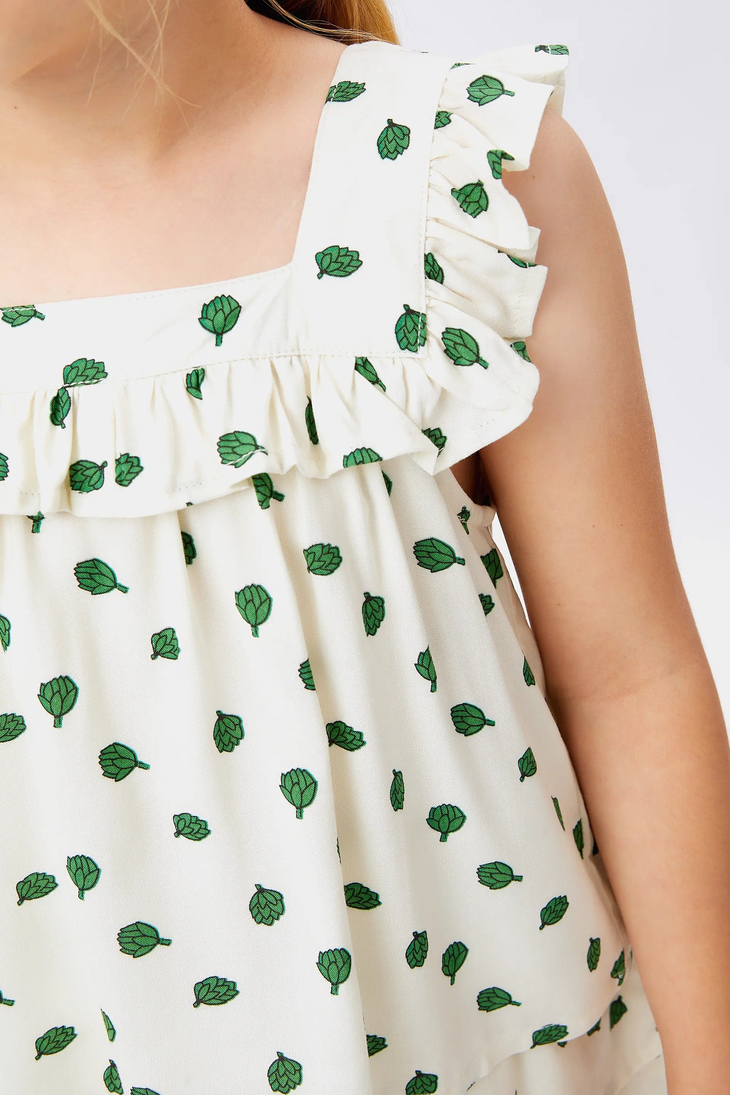 Girl's artichoke print top
