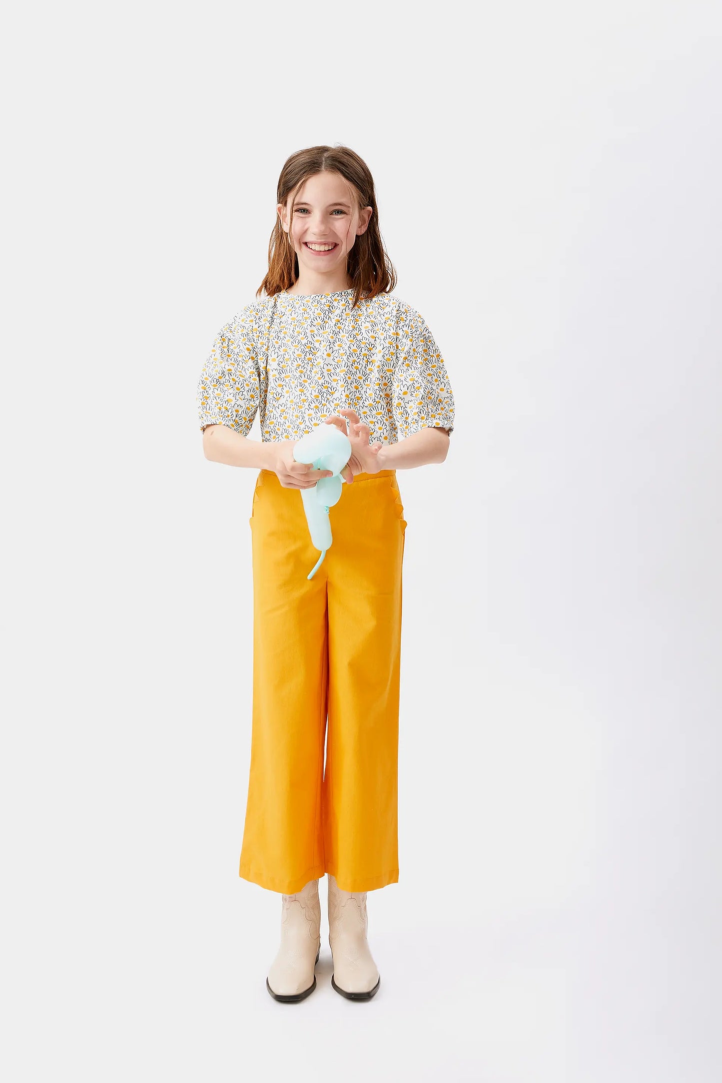 Pantalón de niña recto amarillo