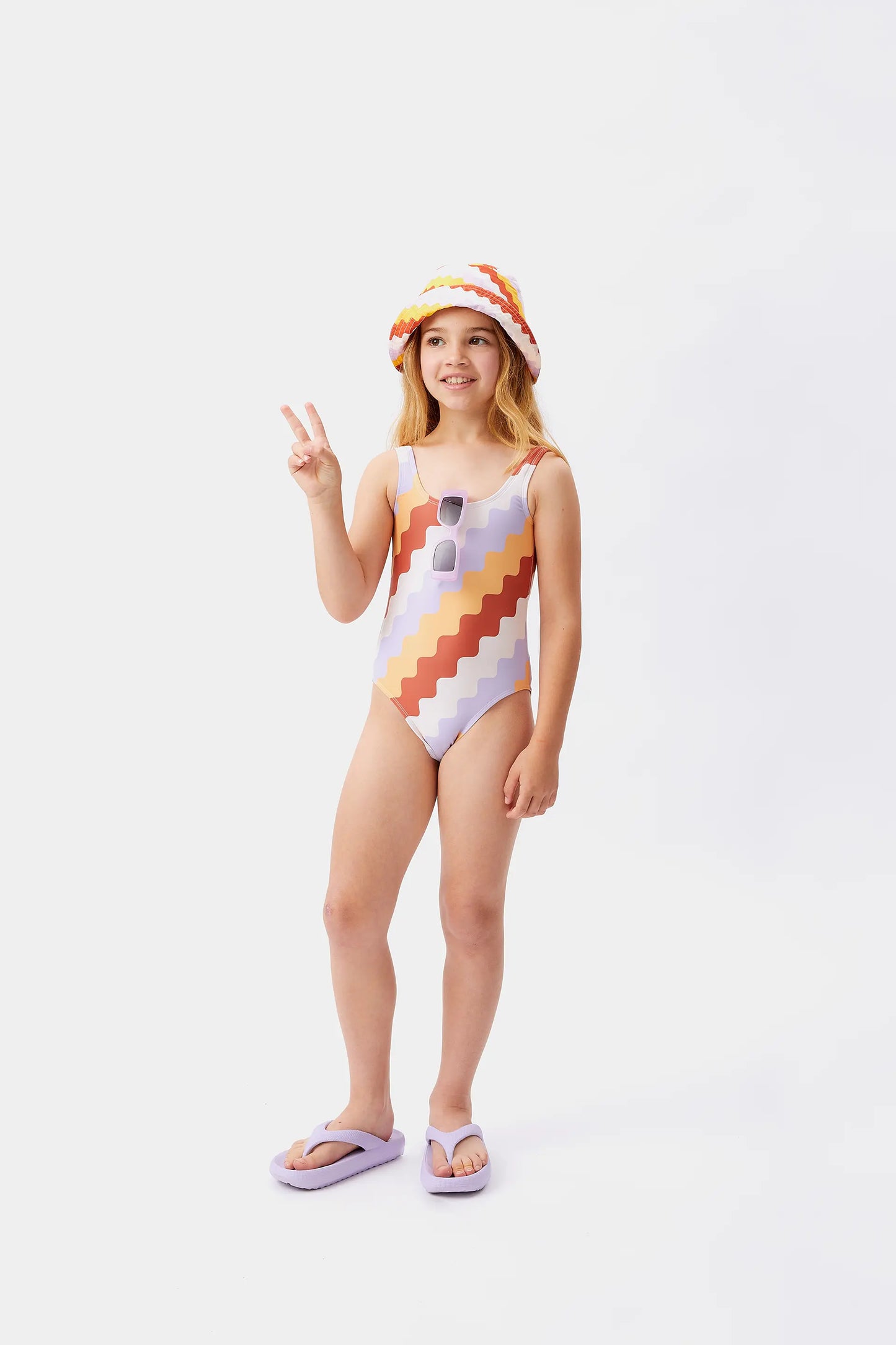 Costume da bagno da bambina con stampa zigzag