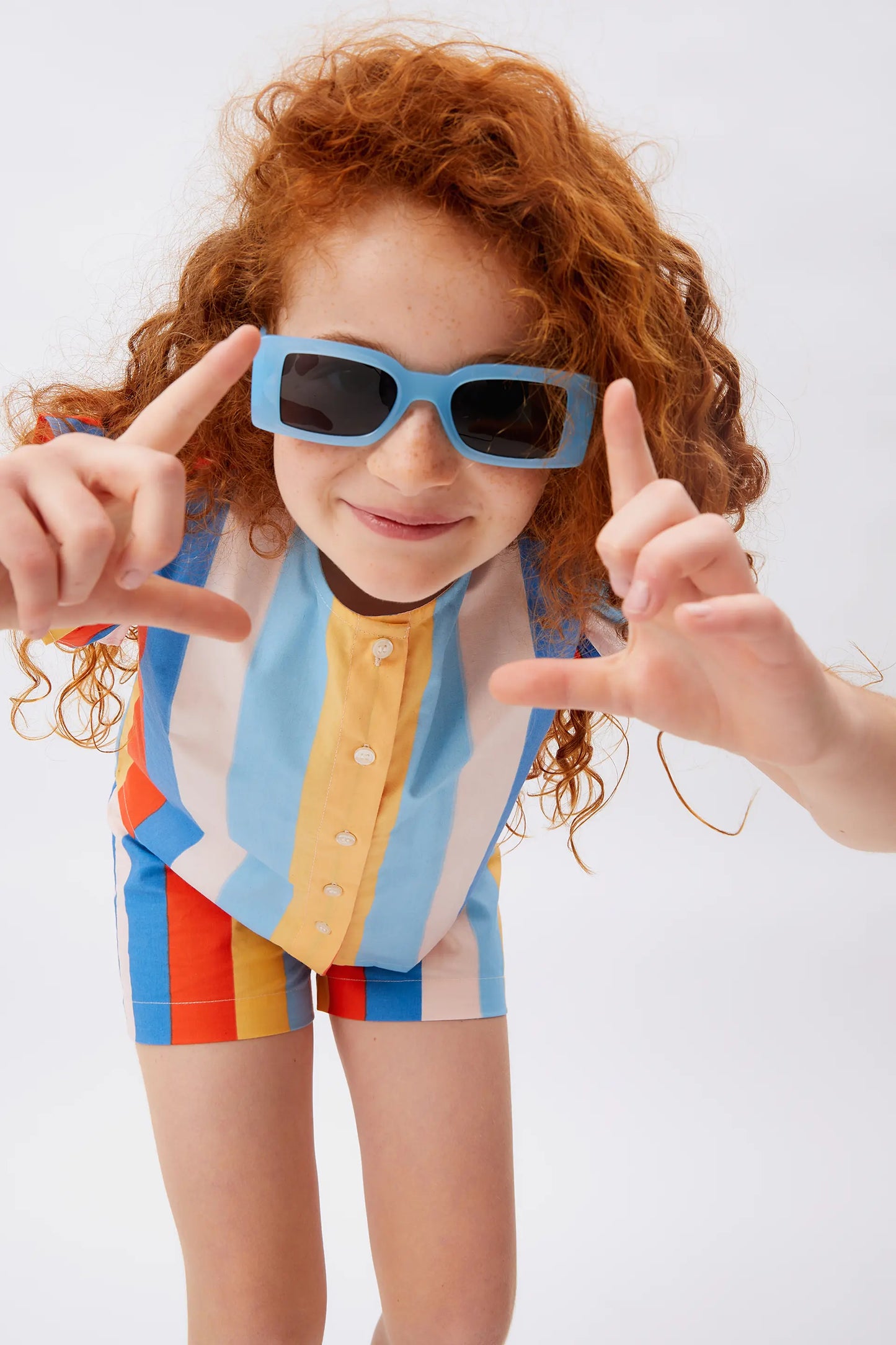 Camicia da bambina con stampa righe rigate