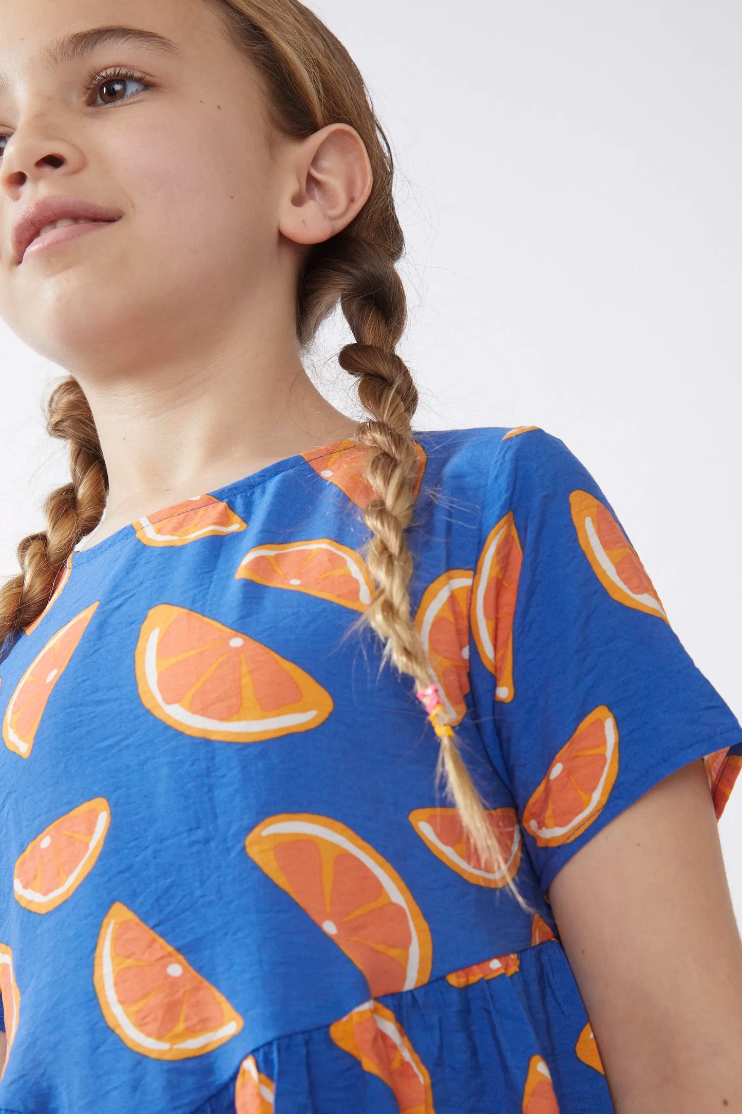 Vestido corto de niña estampado pomelos