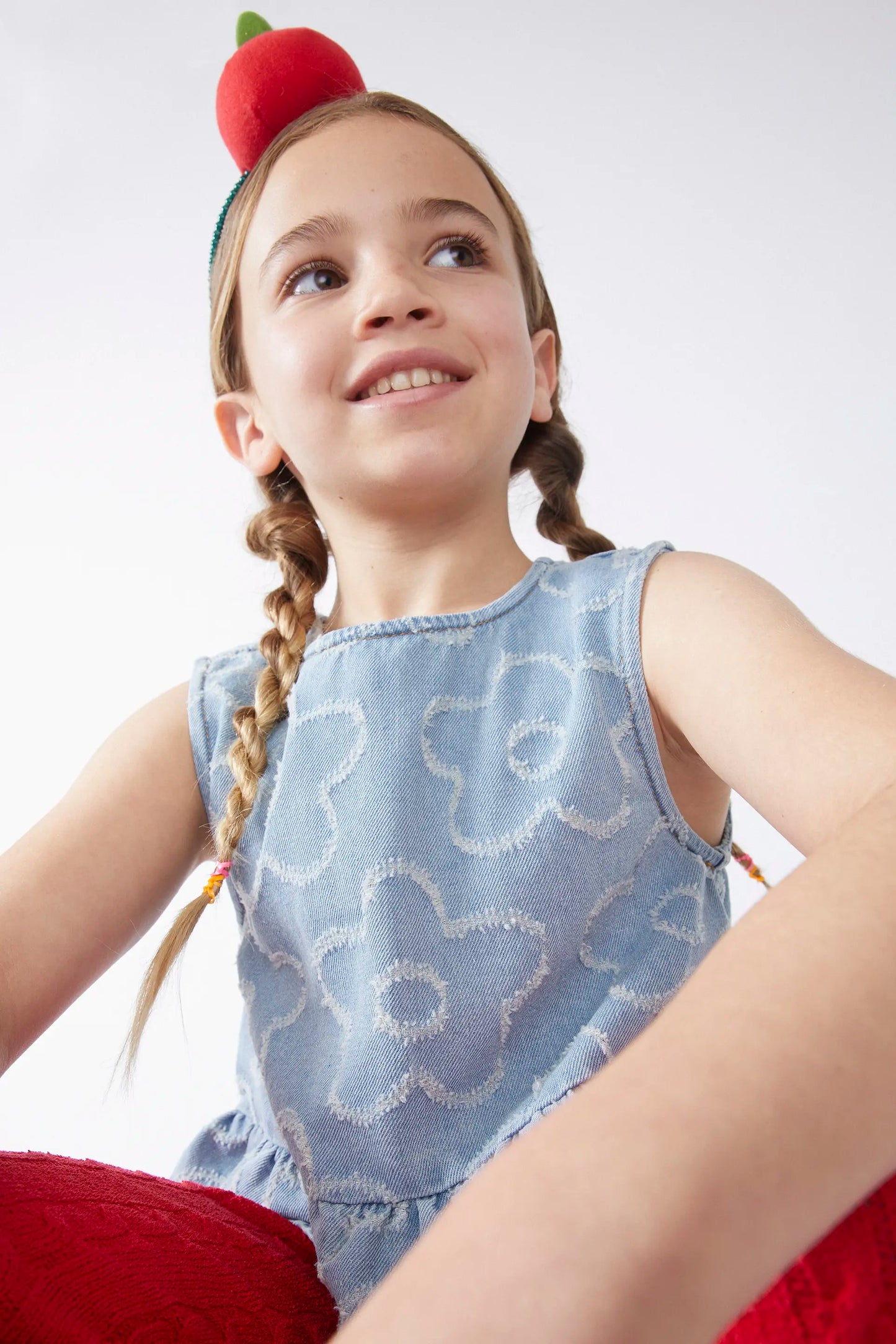 Top in denim da bambina con fiori