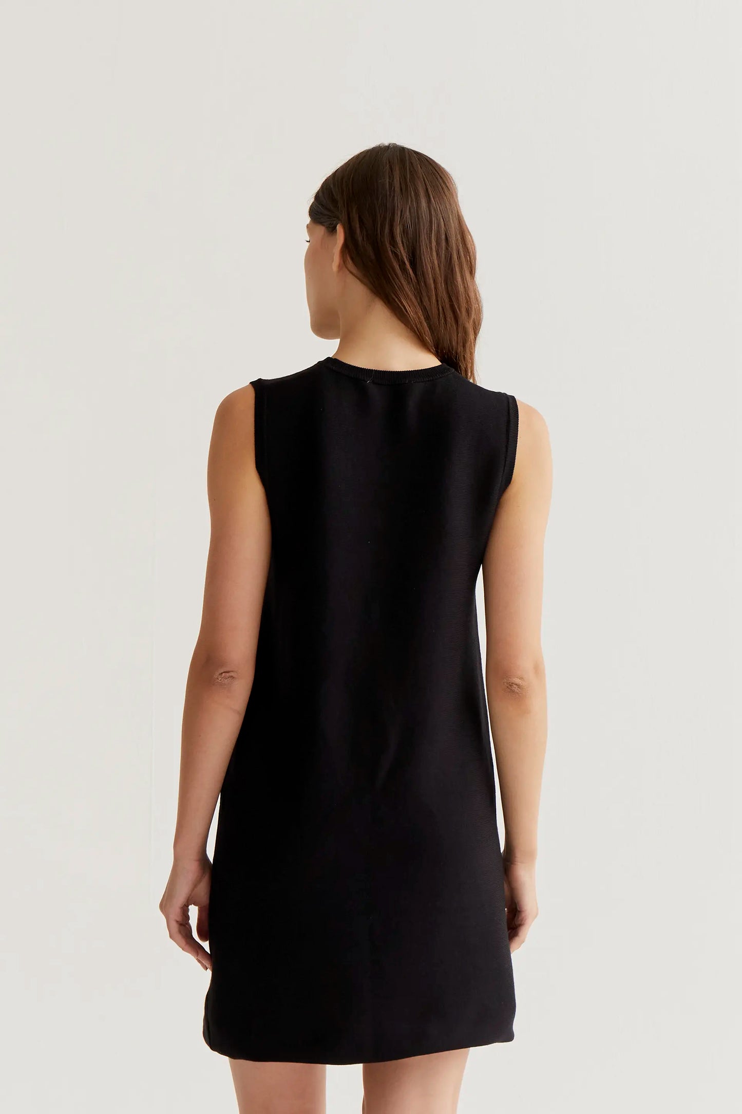 Abito corto in maglia nera