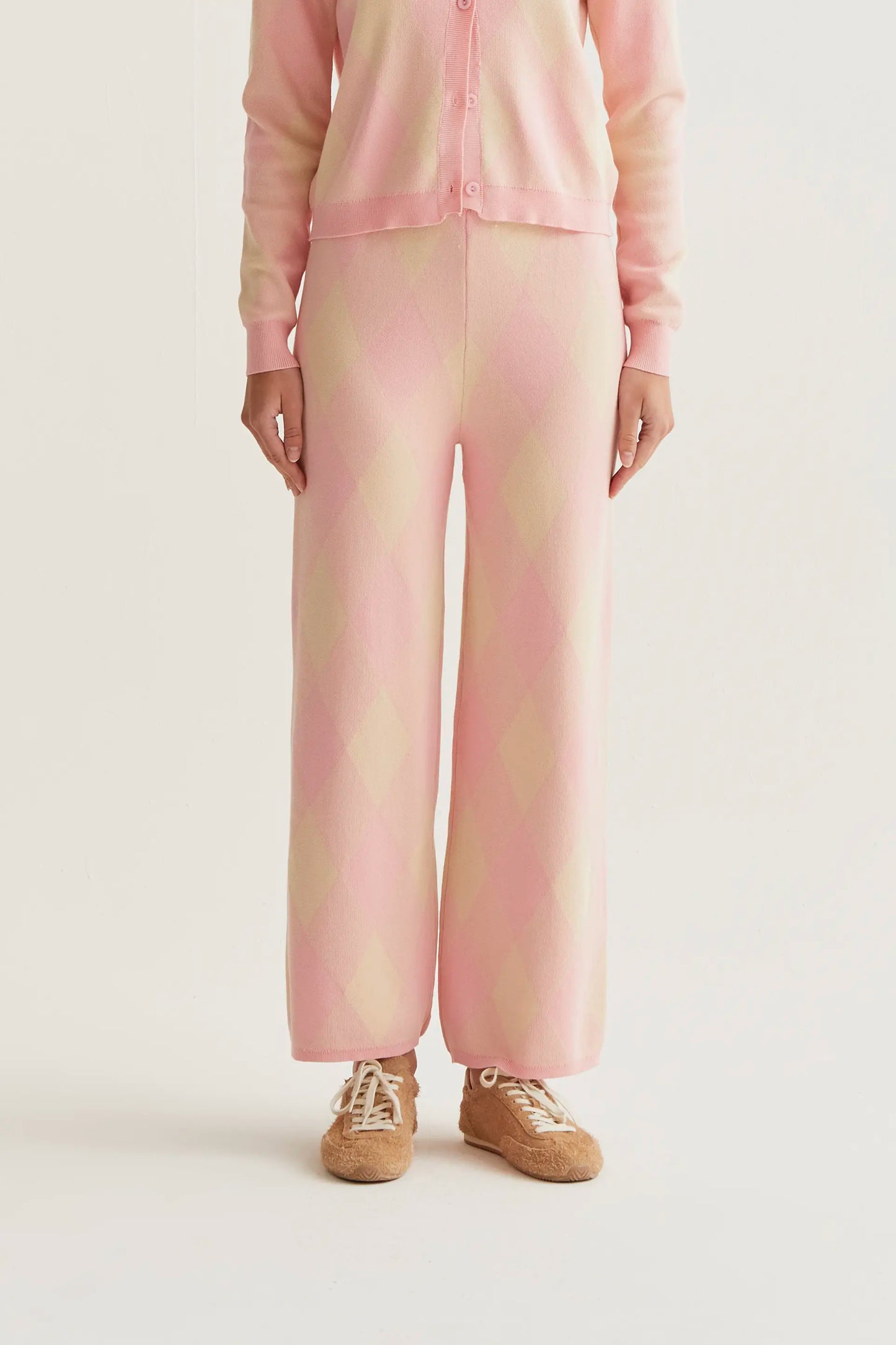 Pink diamond print knit trousers