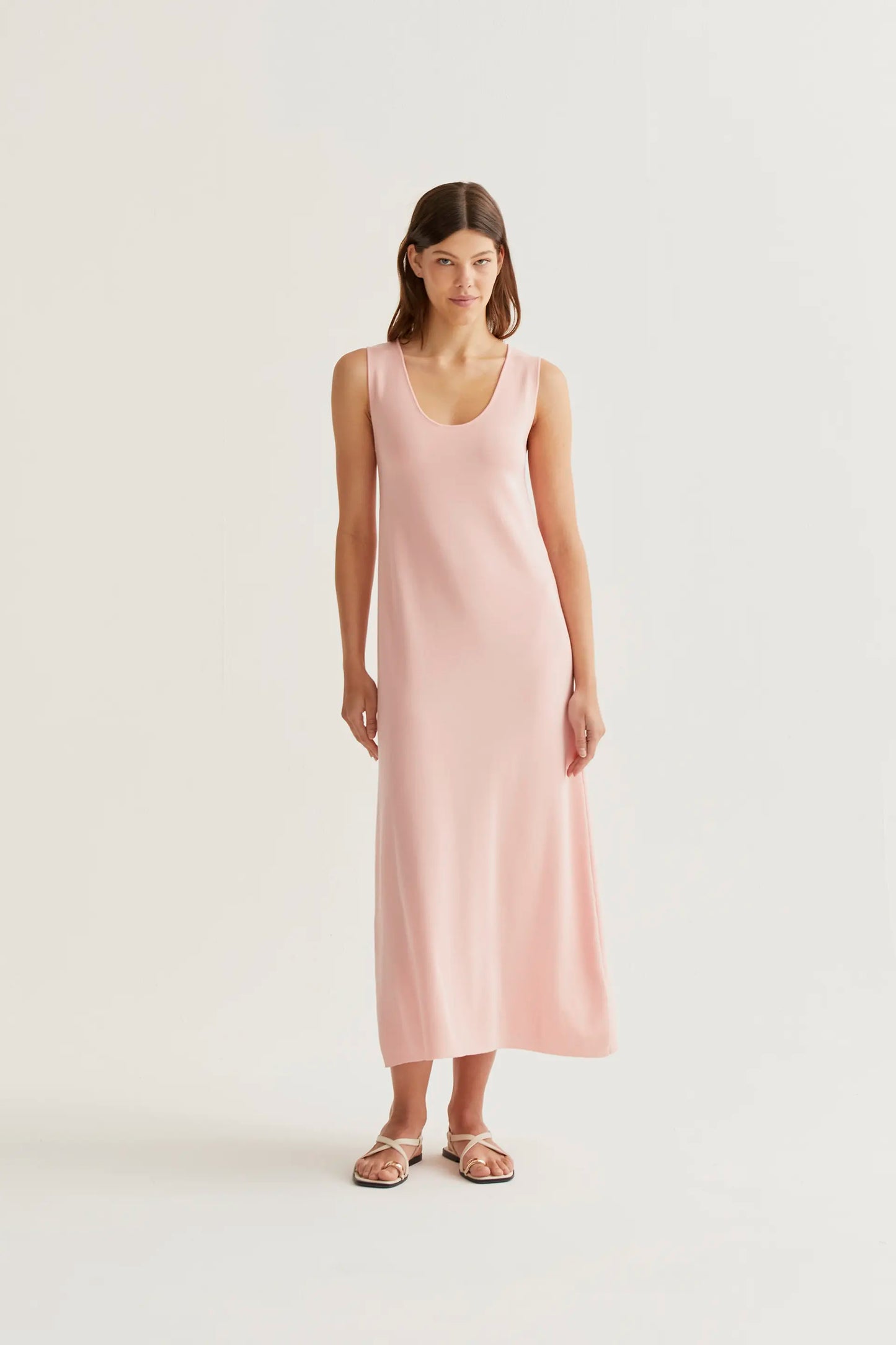 Vestido largo de punto rosa