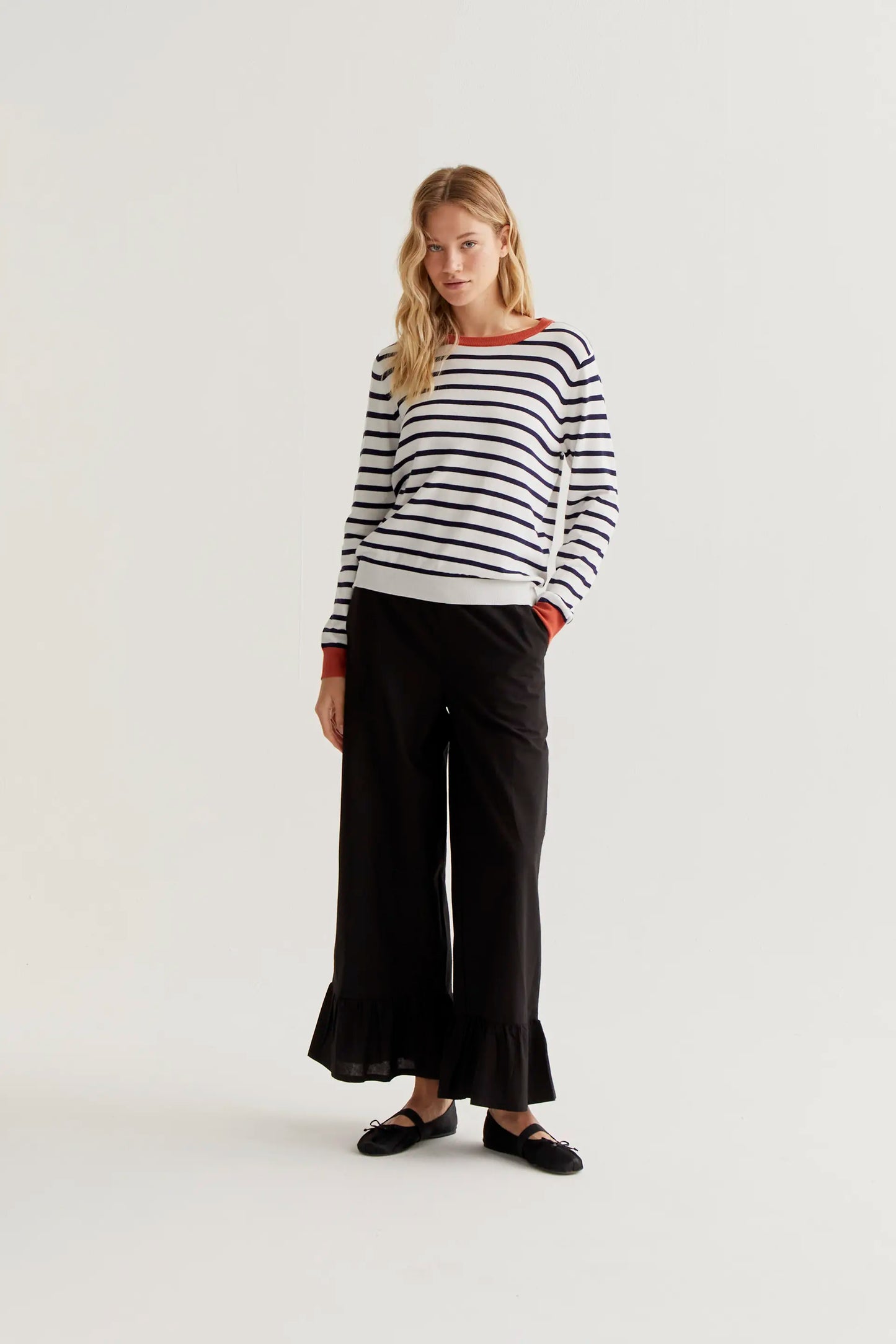 Knitted sweater with white and navy striped print