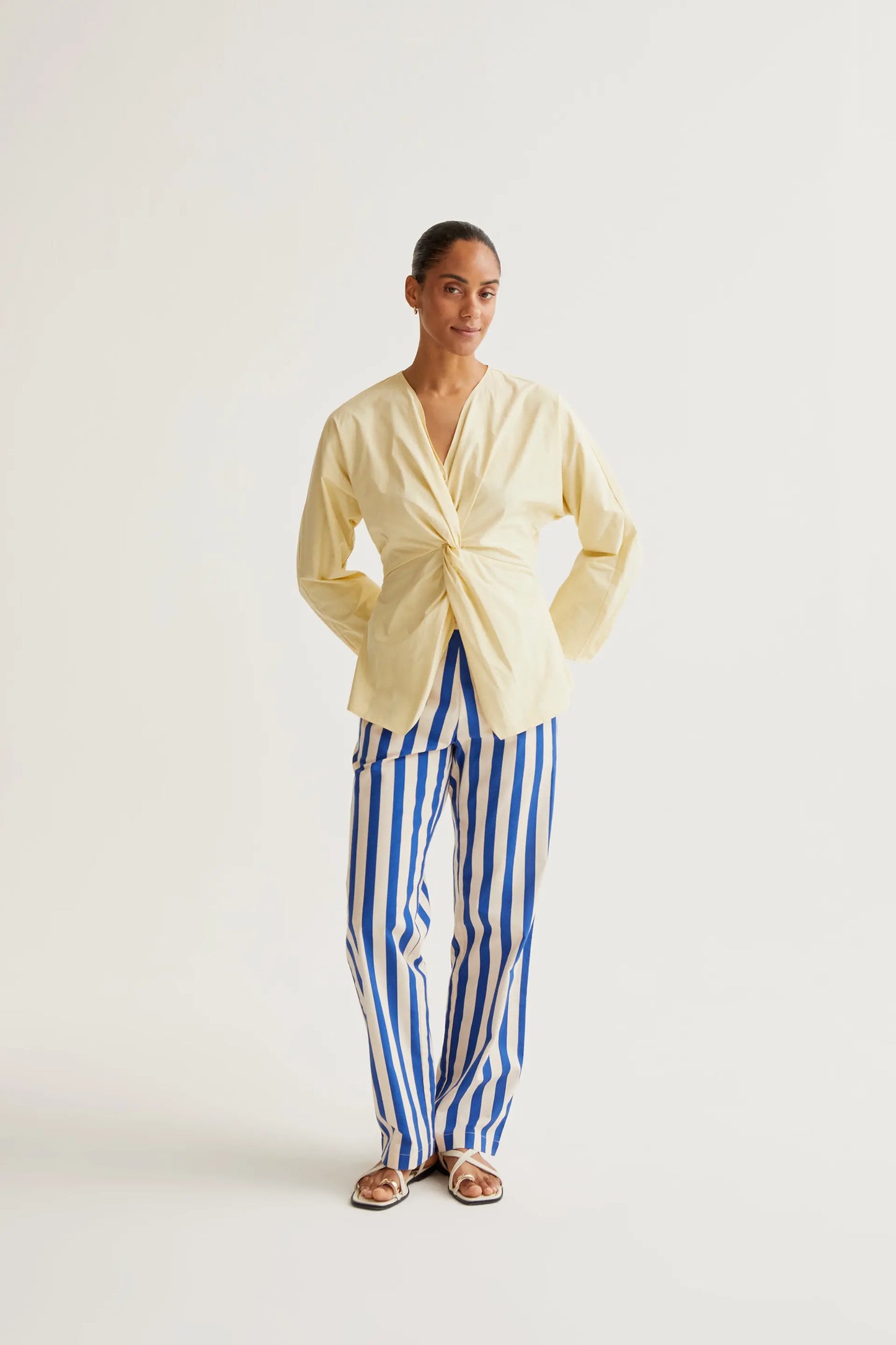 Top drappeggiato giallo chiaro