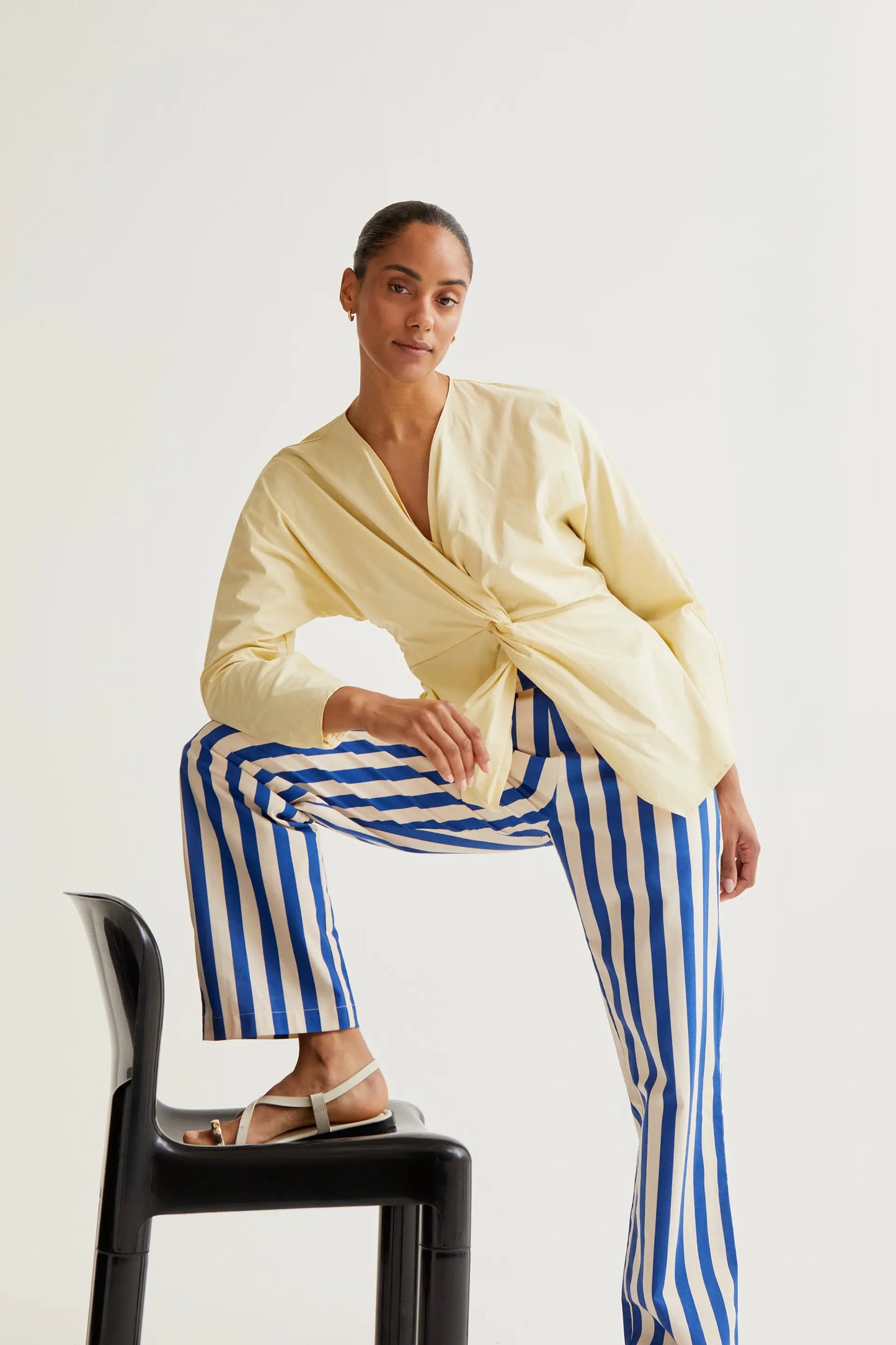 Top drappeggiato giallo chiaro