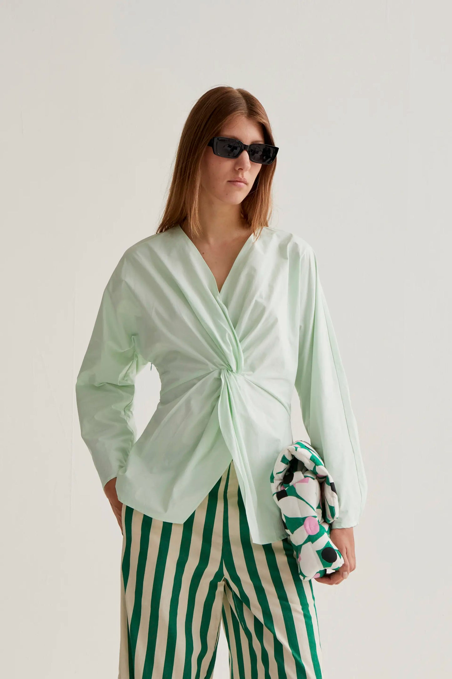Top drappeggiato verde