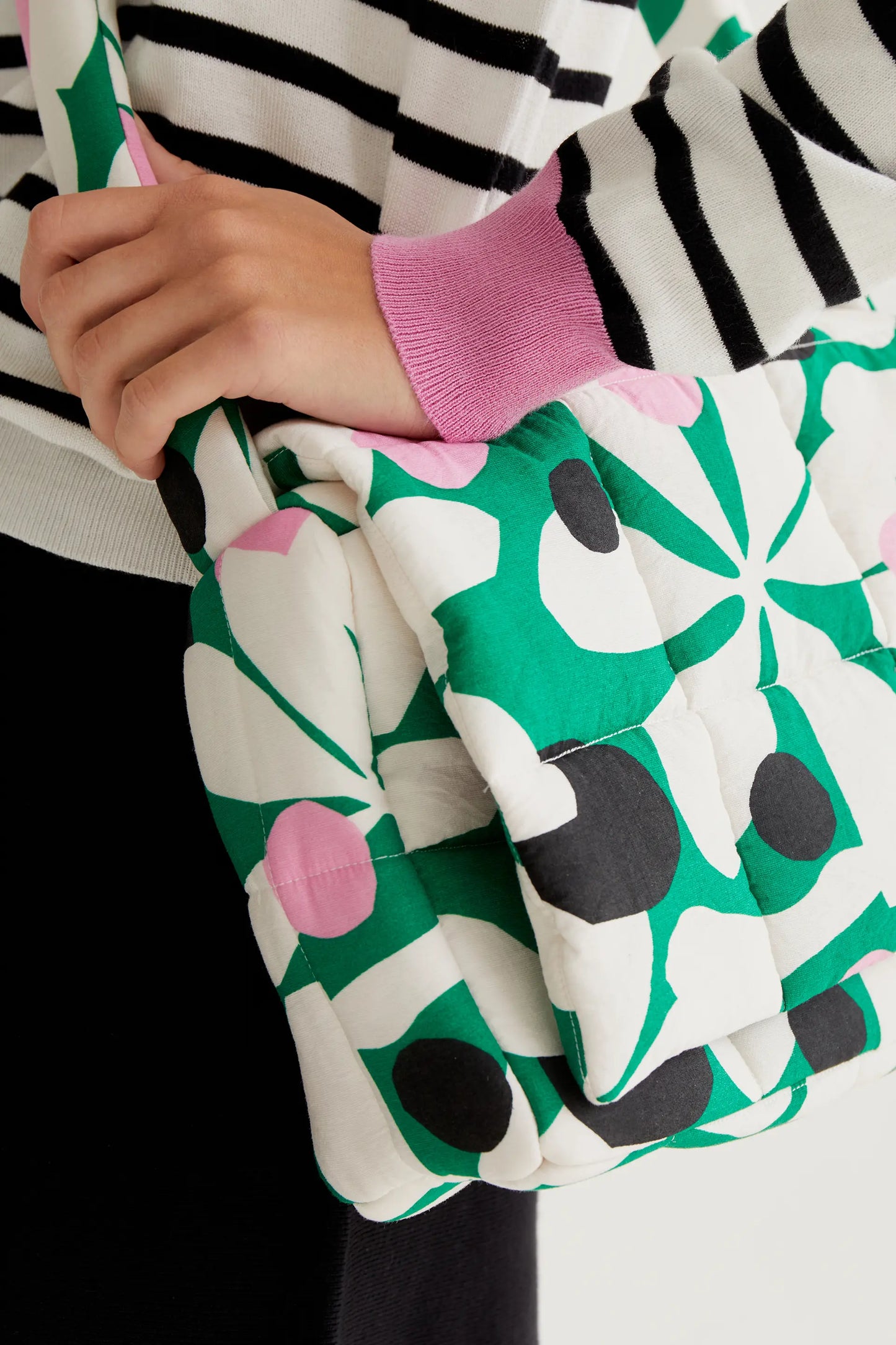 Borsa trapuntata con stampa Hosta