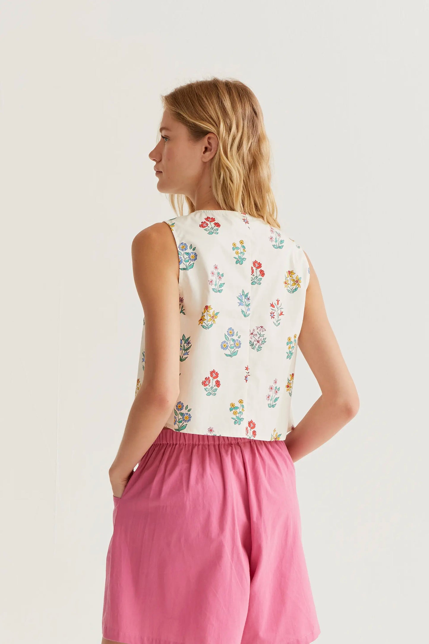Top con stampa giardiniere