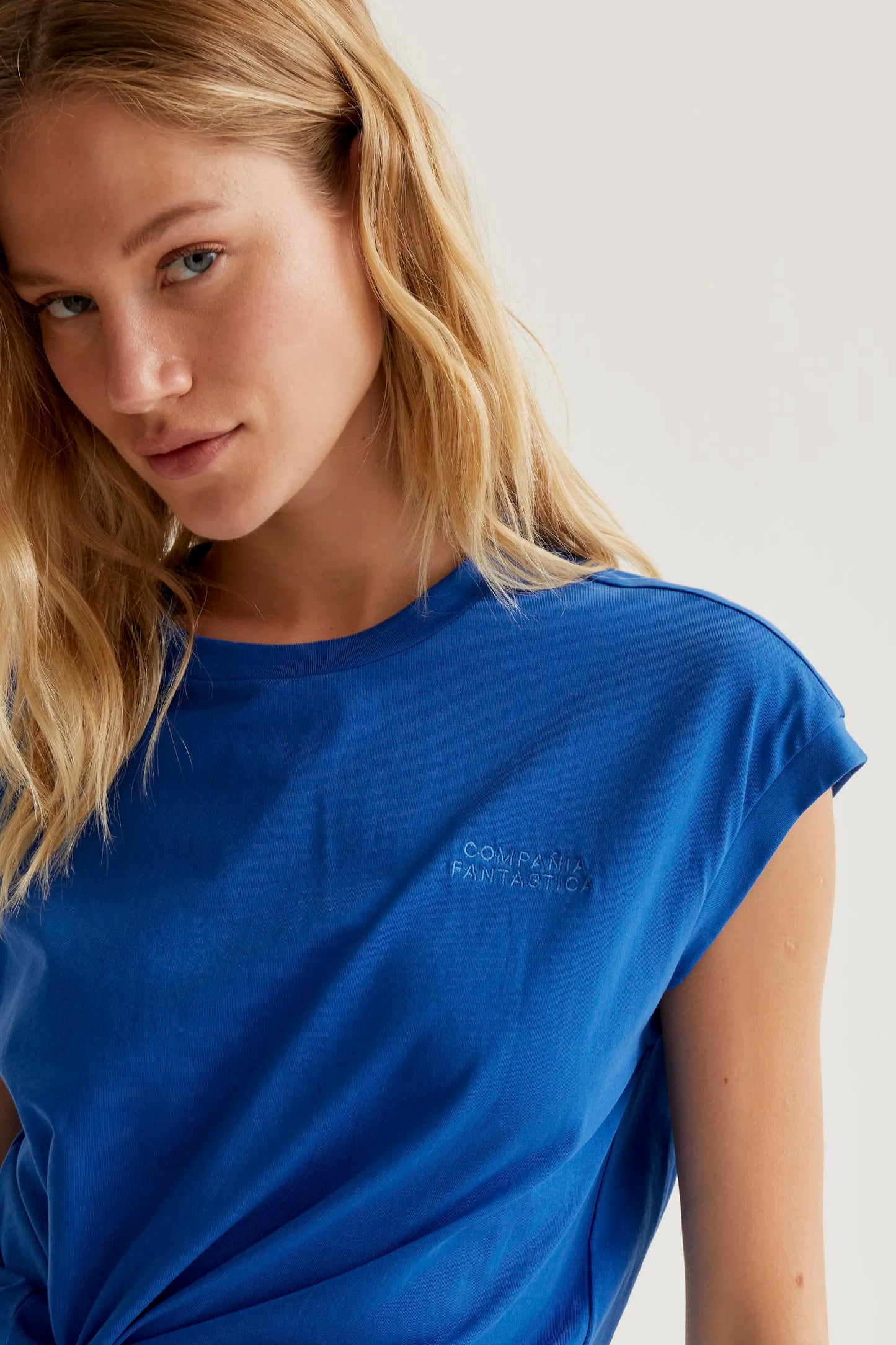 Maglietta blu 100% cotone