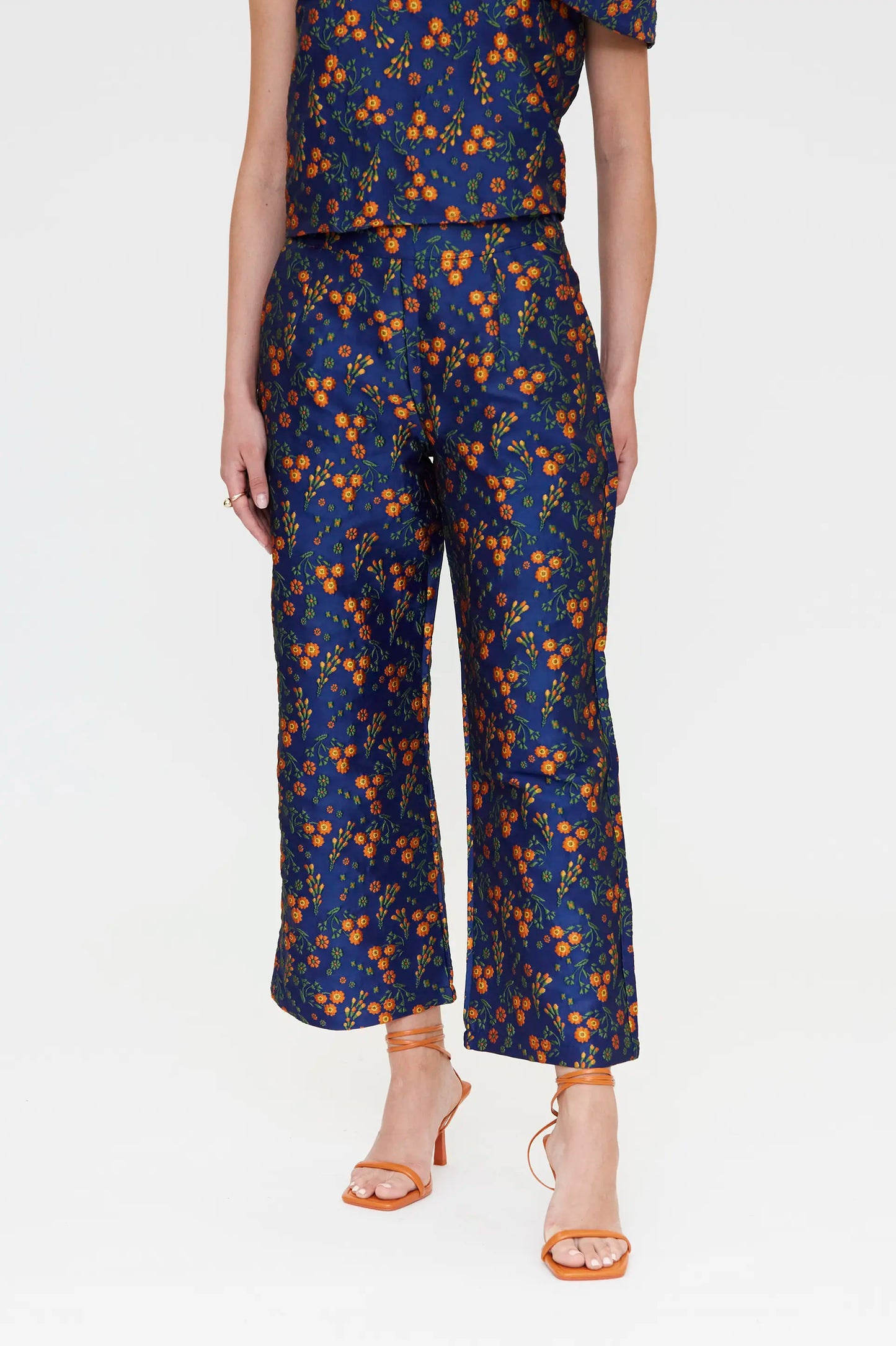 Pantalón con estampado Flowers Jacquard