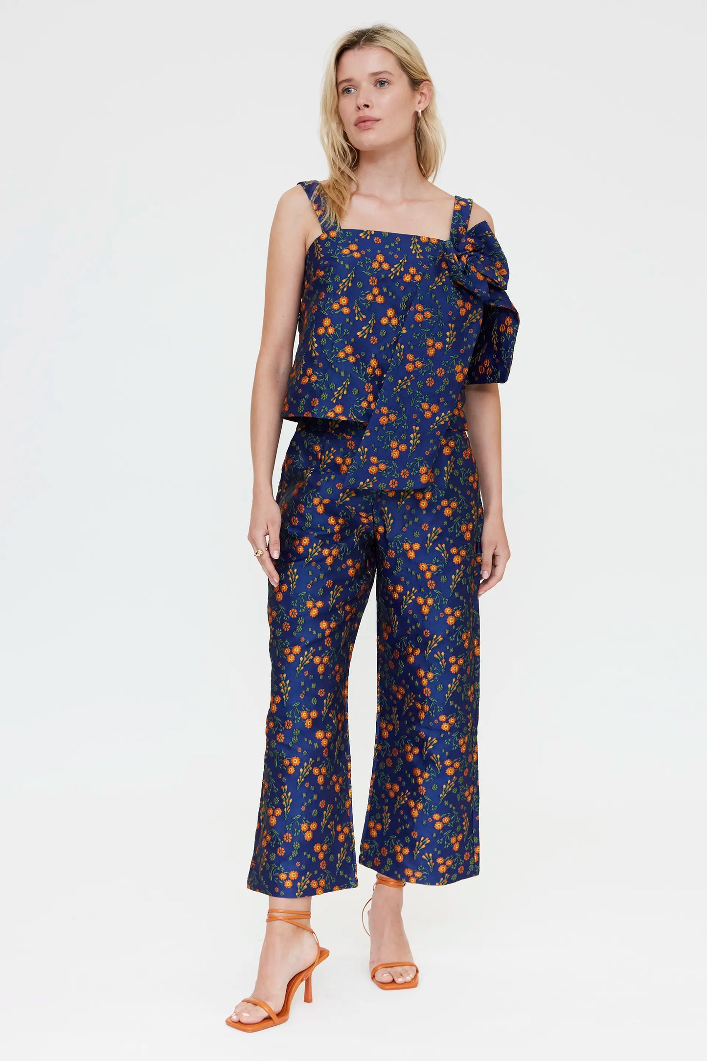 Pantalón con estampado Flowers Jacquard