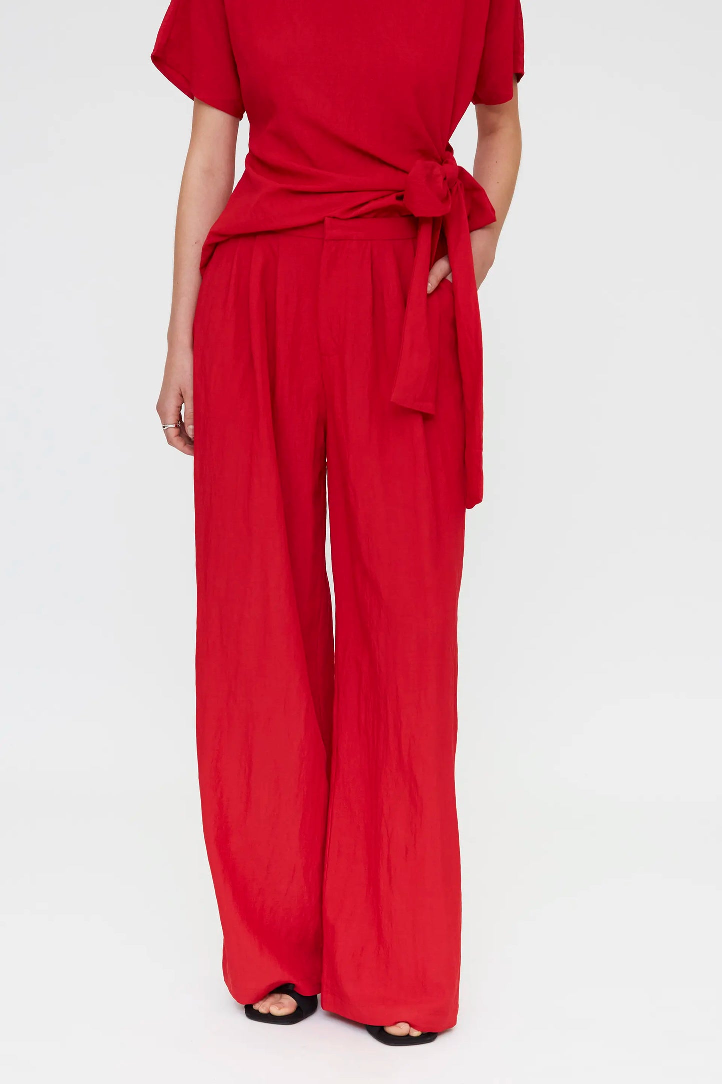 Pantaloni rossi svolazzanti