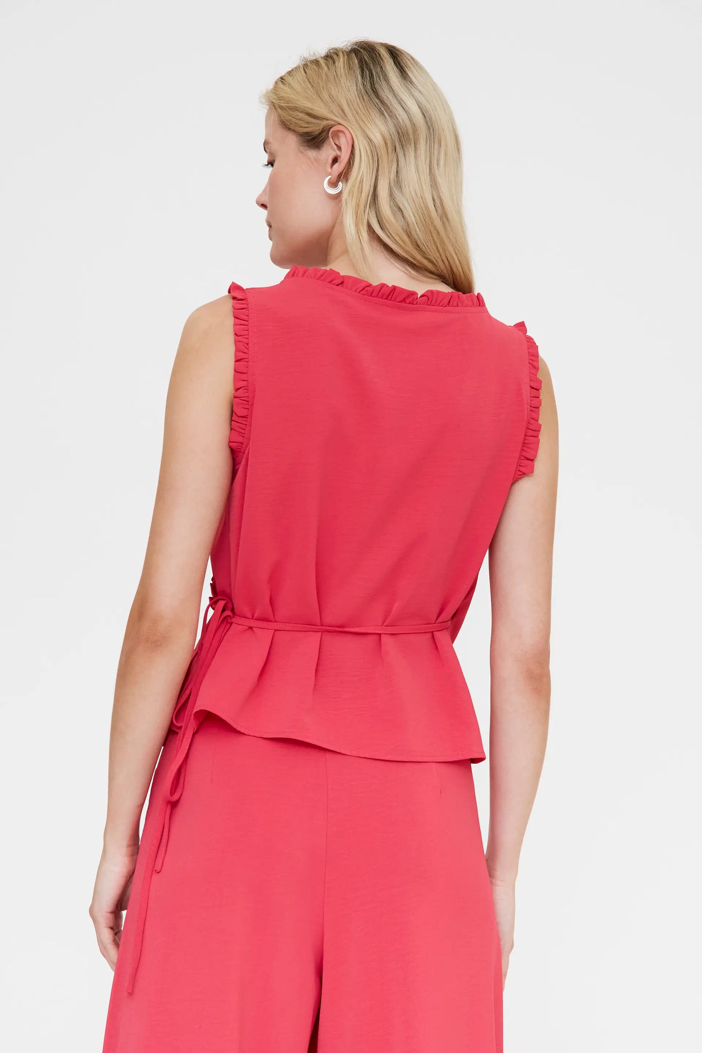 Fuchsia top with a V-neck