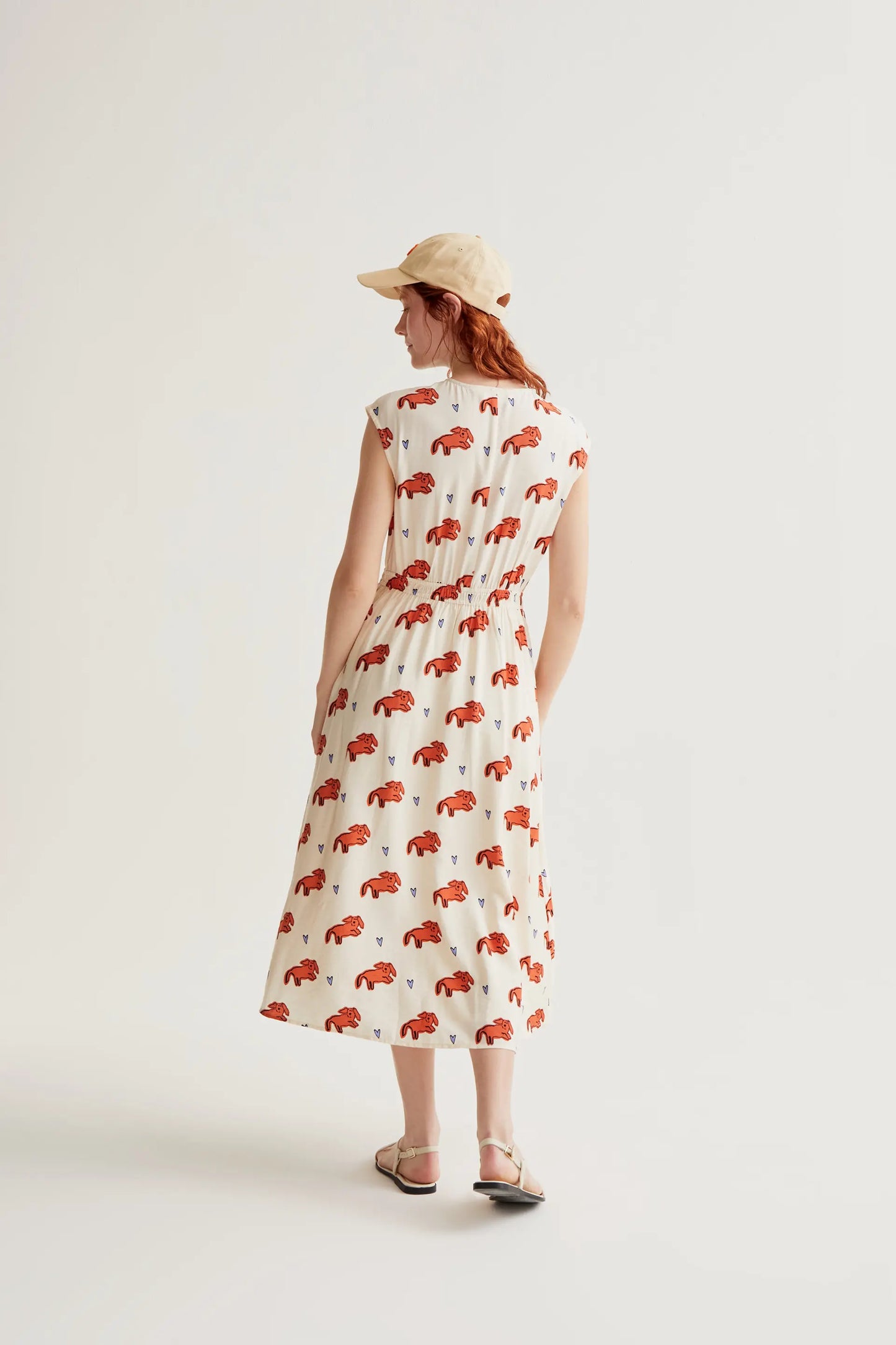 Vestido midi con estampado Tochi