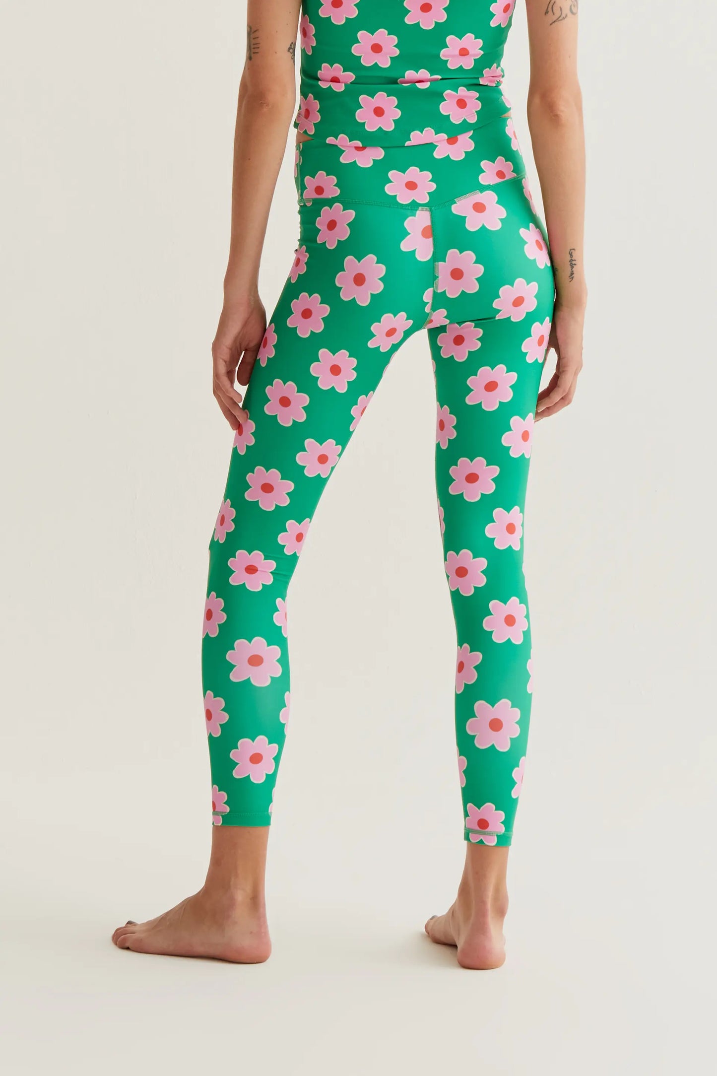 Leggings sportivi con stampa di fiori rosa
