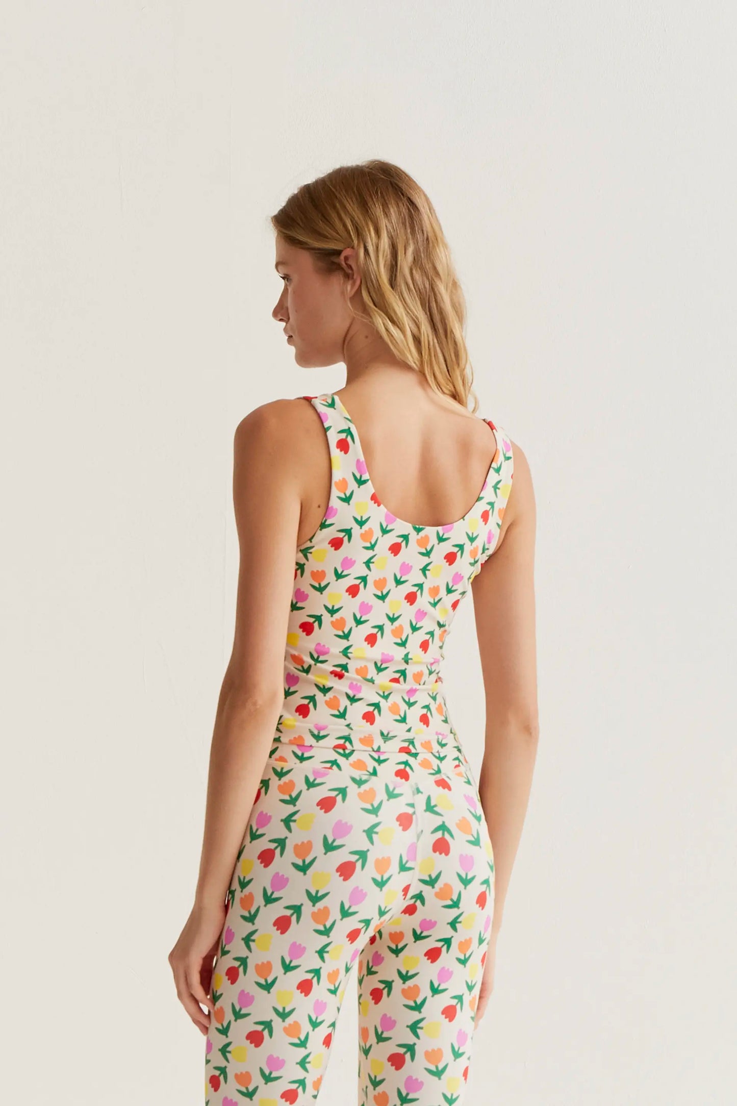 Top sportivo con stampa Tulipani Multicolori
