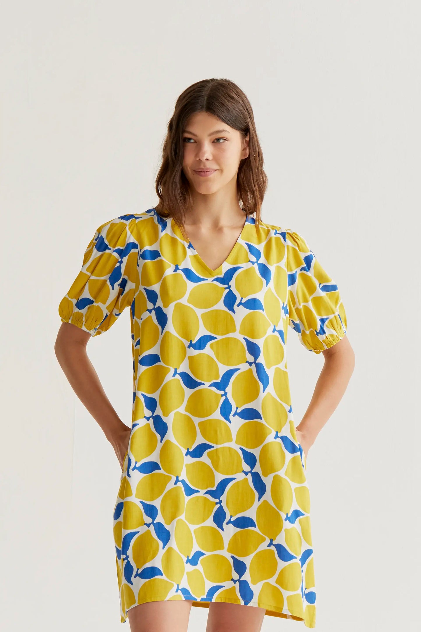 Vestido corto con estampado Limoncello