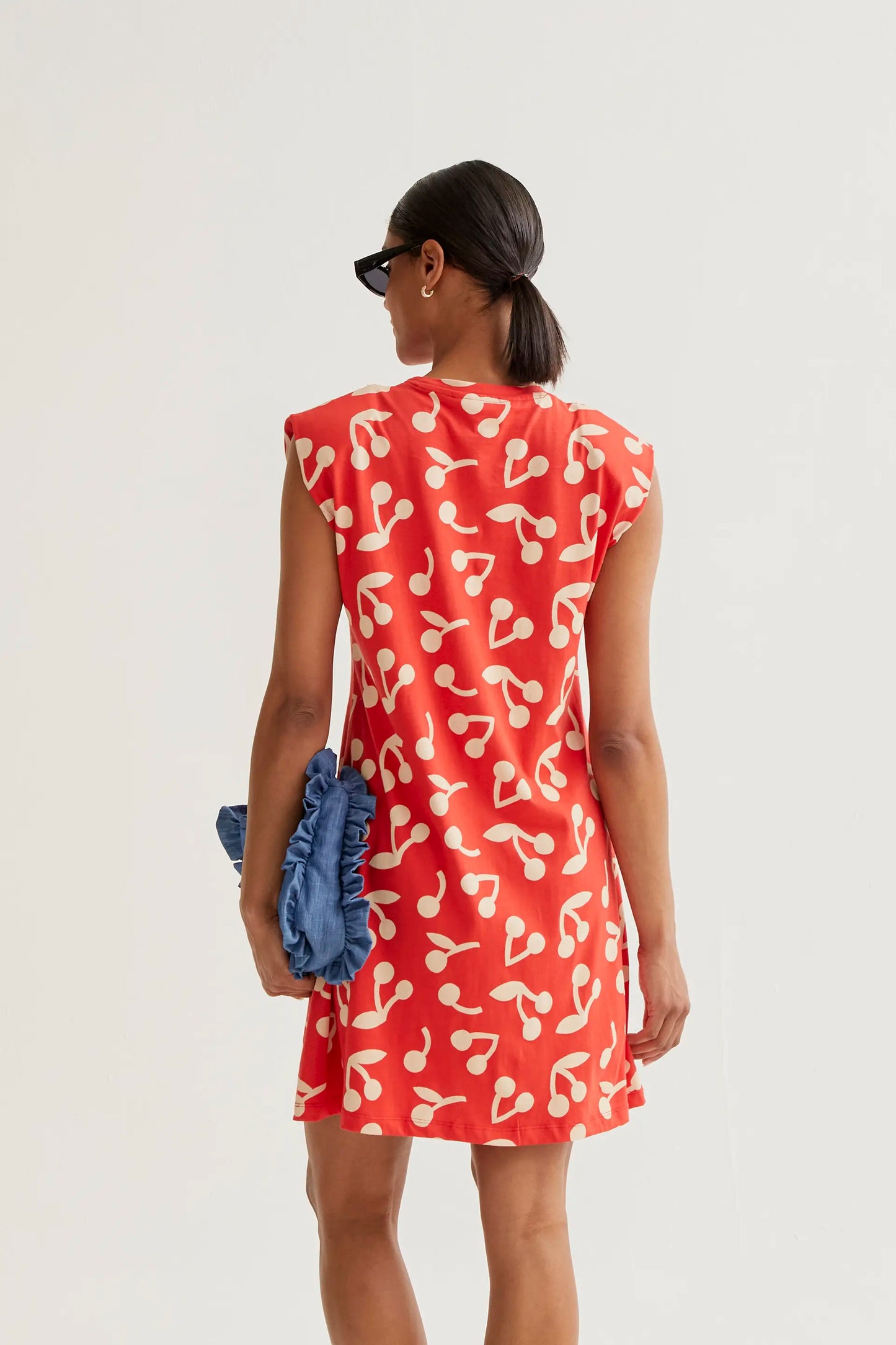 Vestido corto con estampado Red Guinda