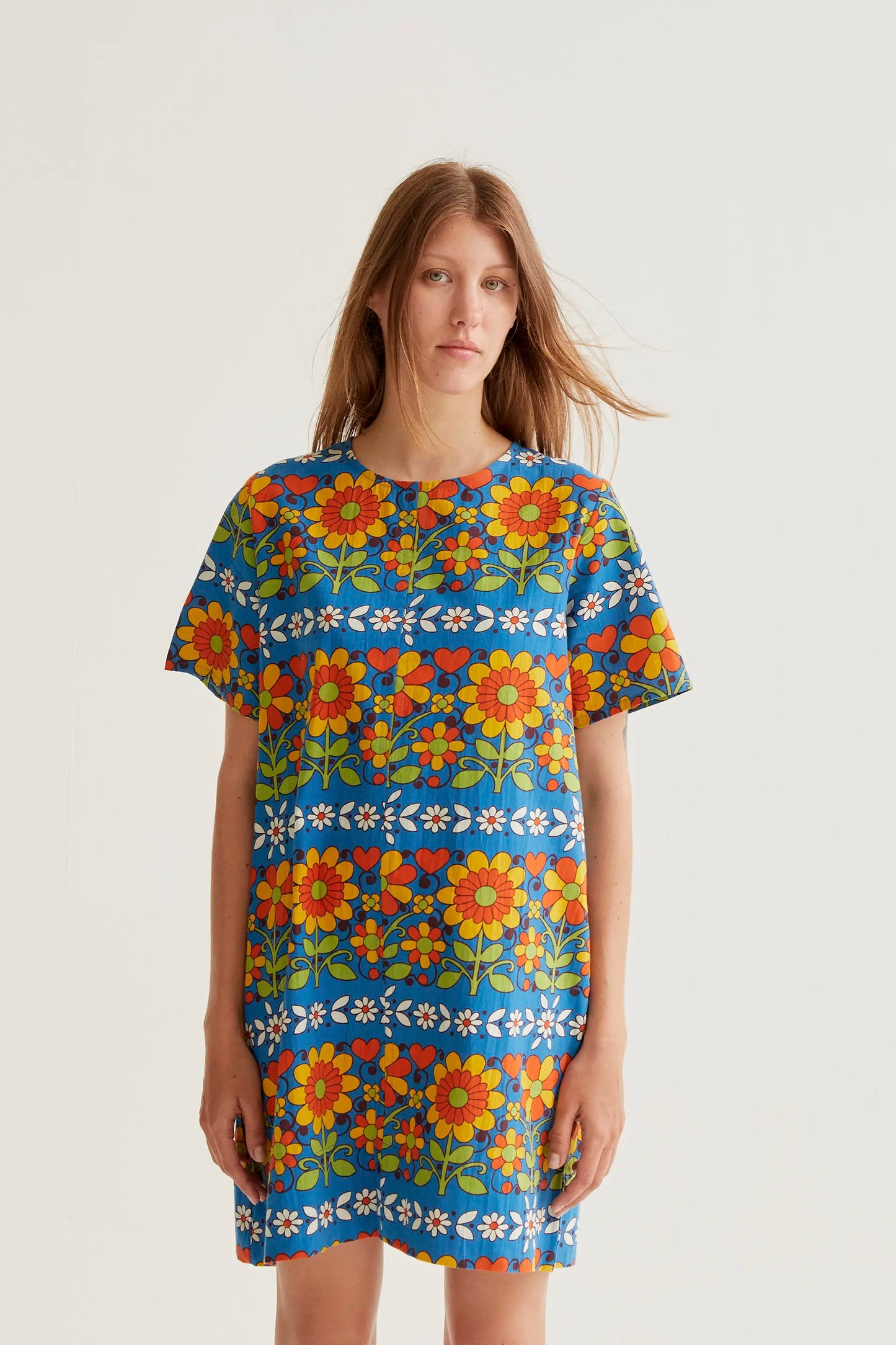 Vestido corto con estampado Garden