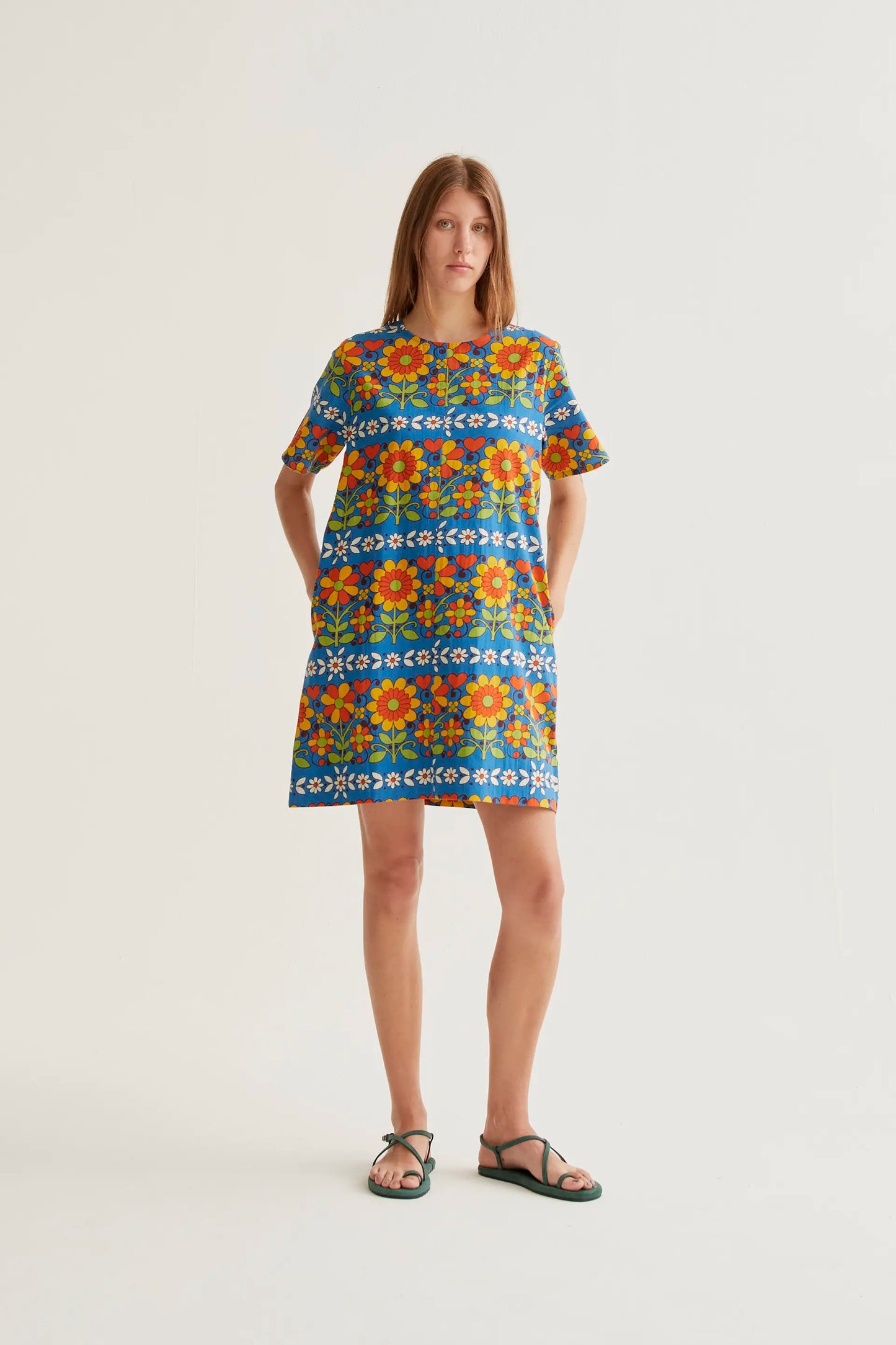 Vestido corto con estampado Garden