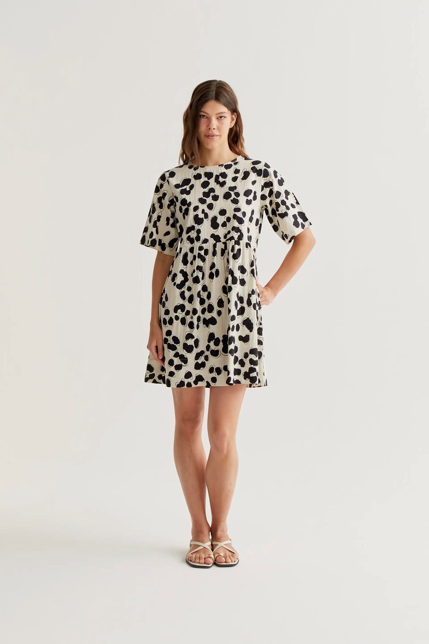 Short dress with Dalmatian print