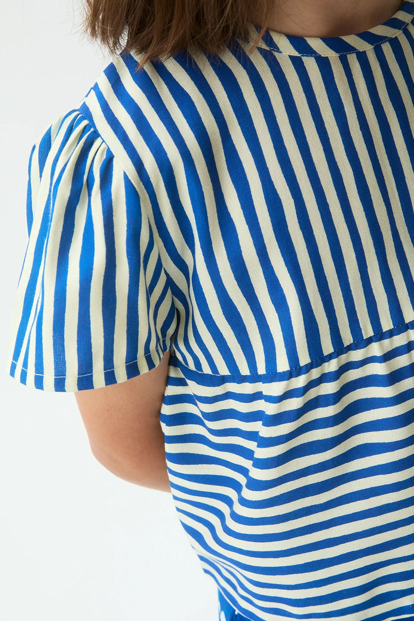 Top da bambina con stampa Lavagna blu