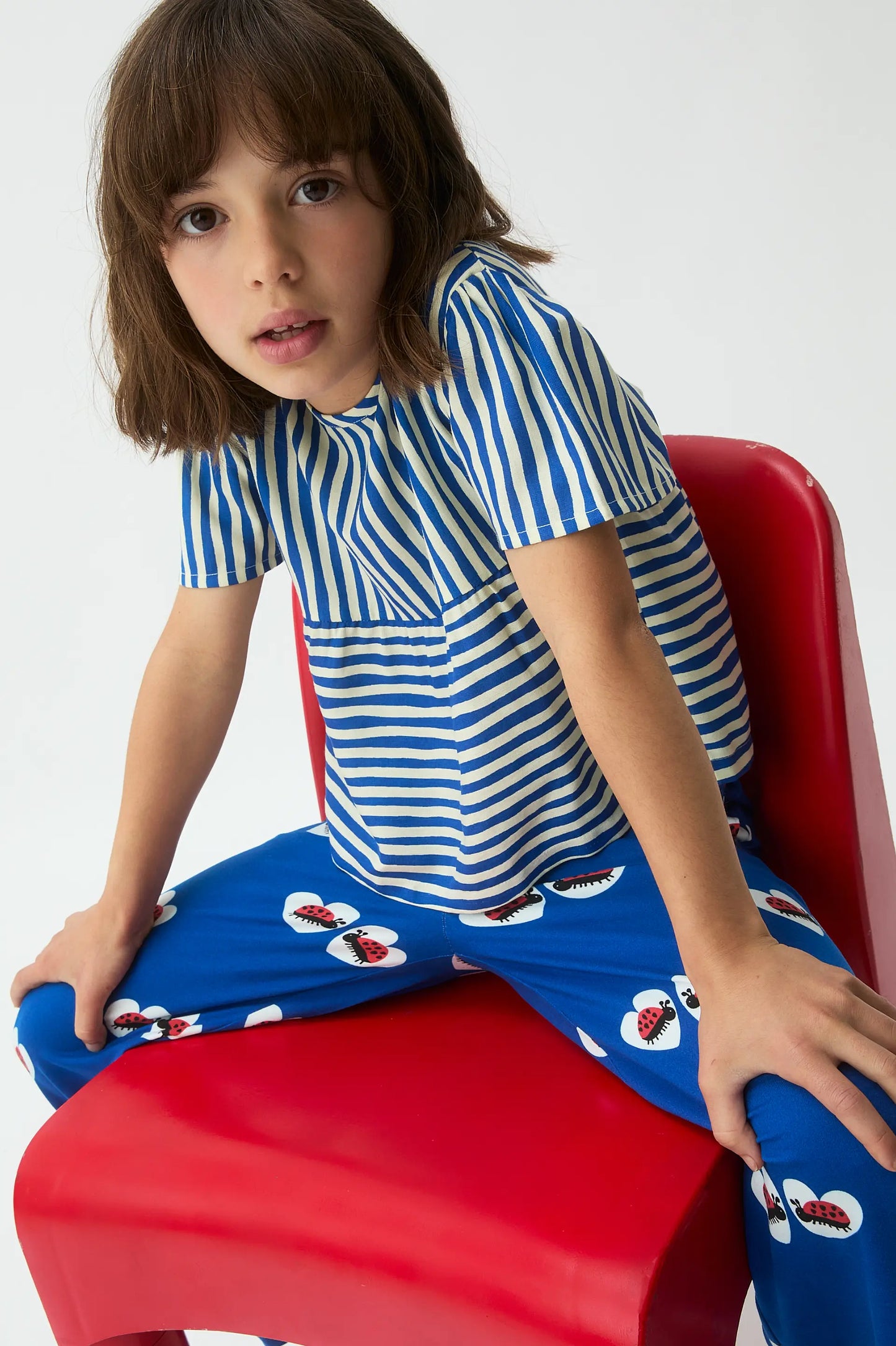 Top da bambina con stampa Lavagna blu