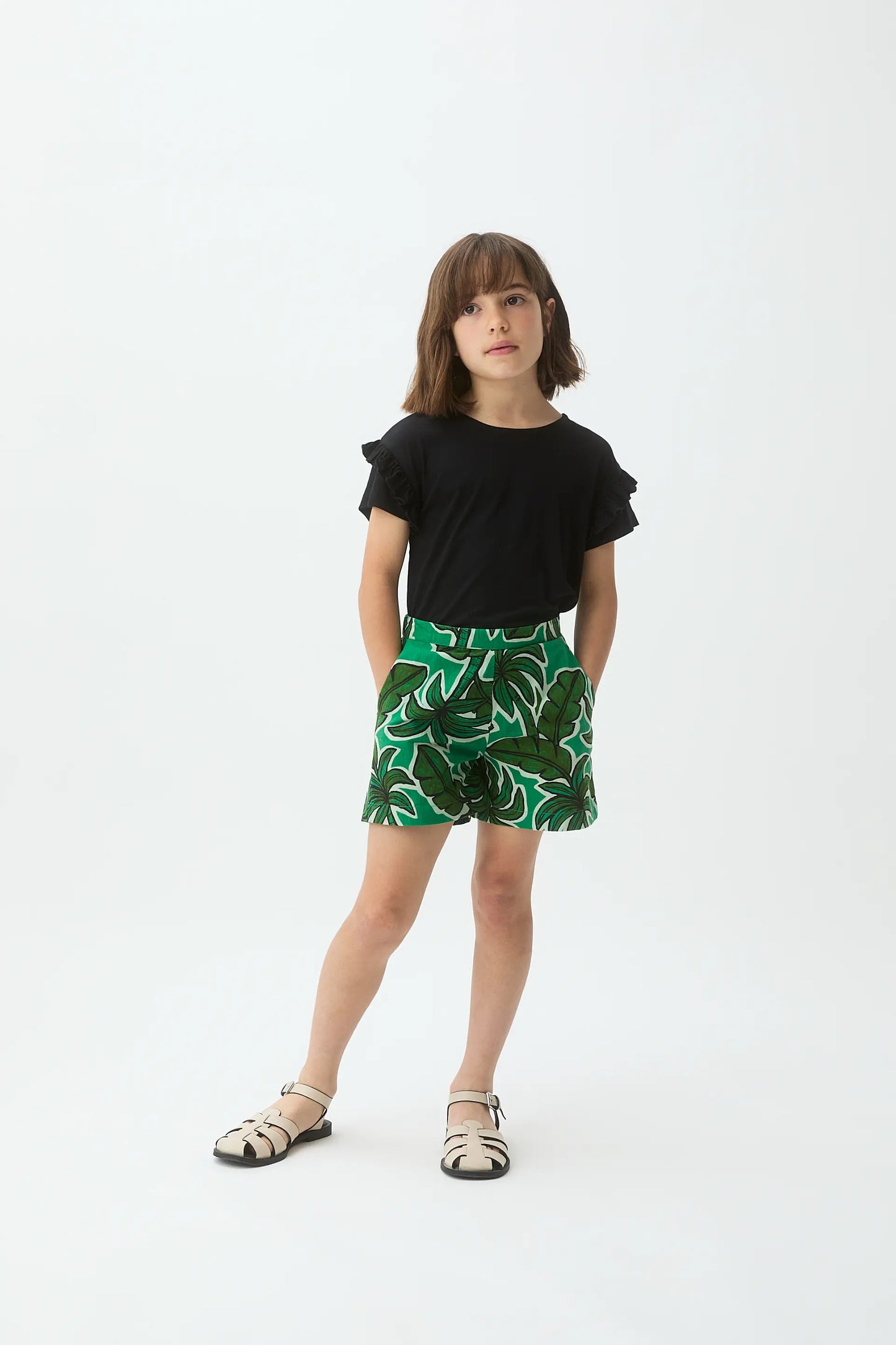 Basic black t-shirt for girls