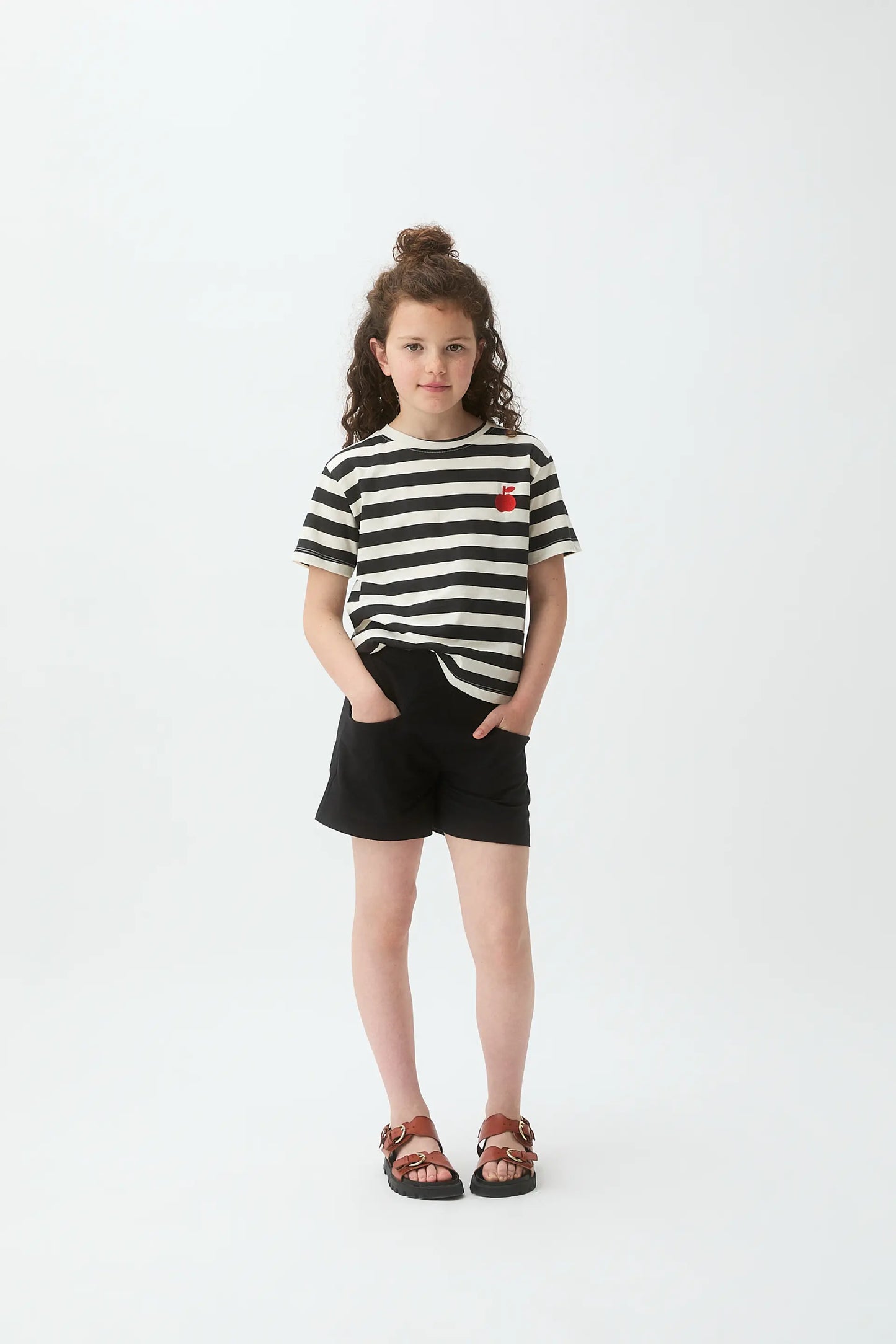 Girl's t-shirt with black striped print and apple embroidery