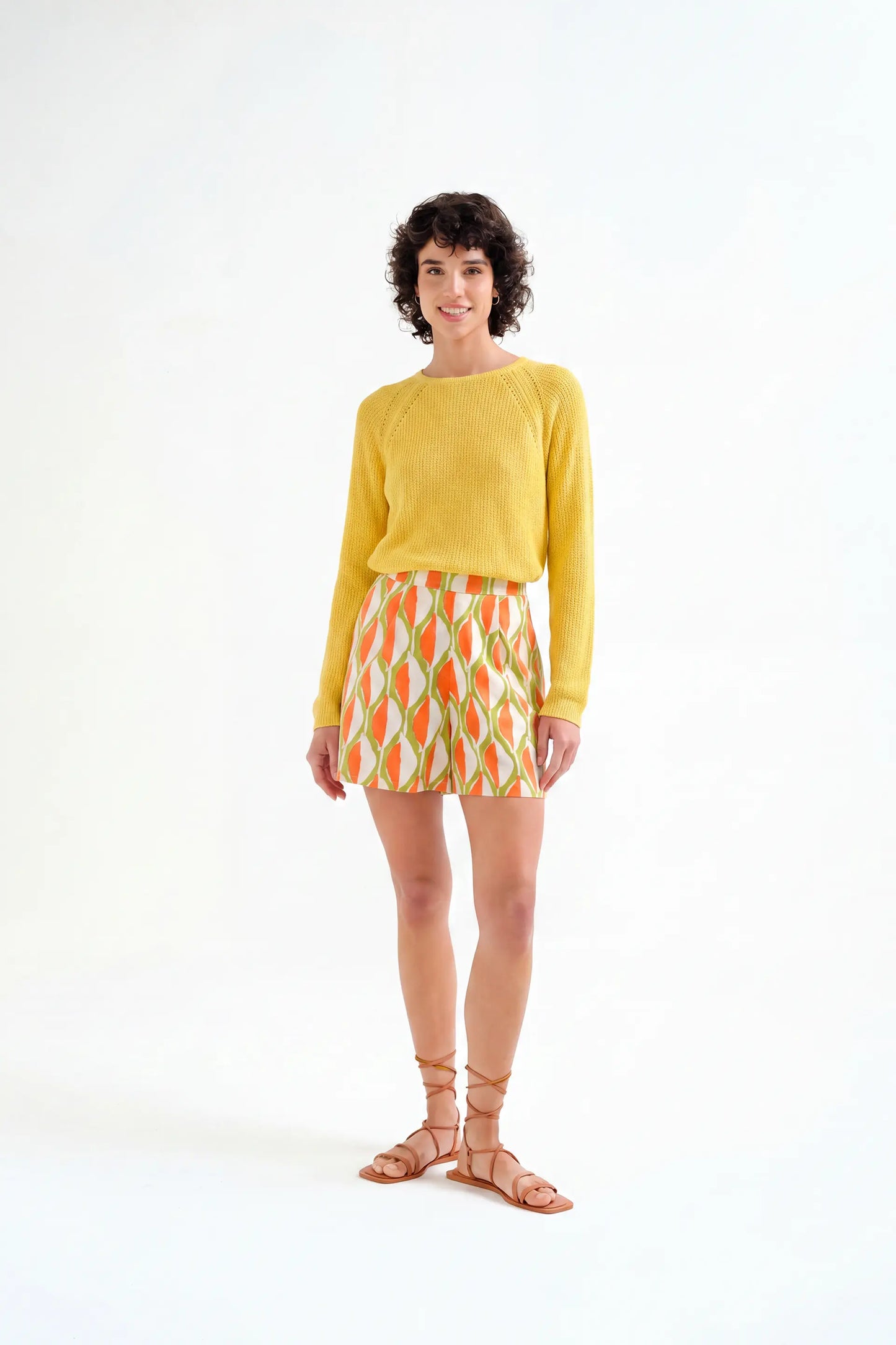Maglia basica gialla in maglia rasata