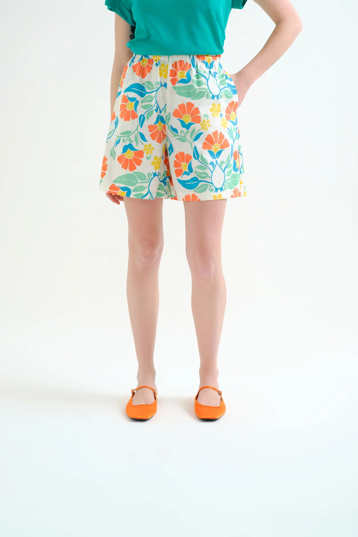 100% cotton shorts with Big Royal print