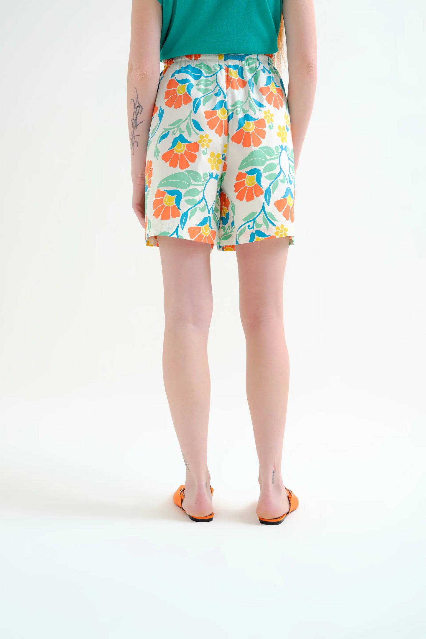 100% cotton shorts with Big Royal print