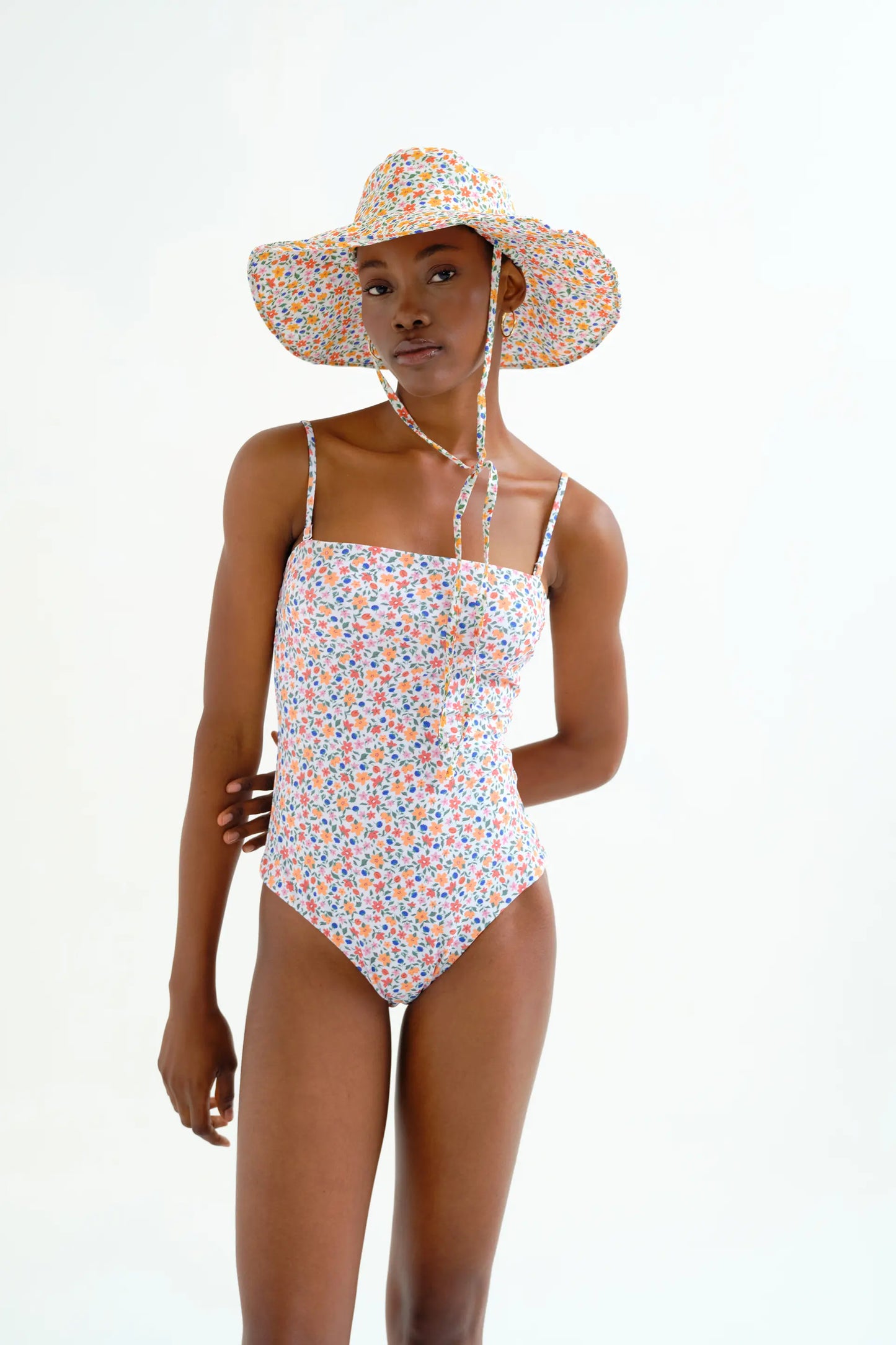 Bañador escote recto estampado Lily Small