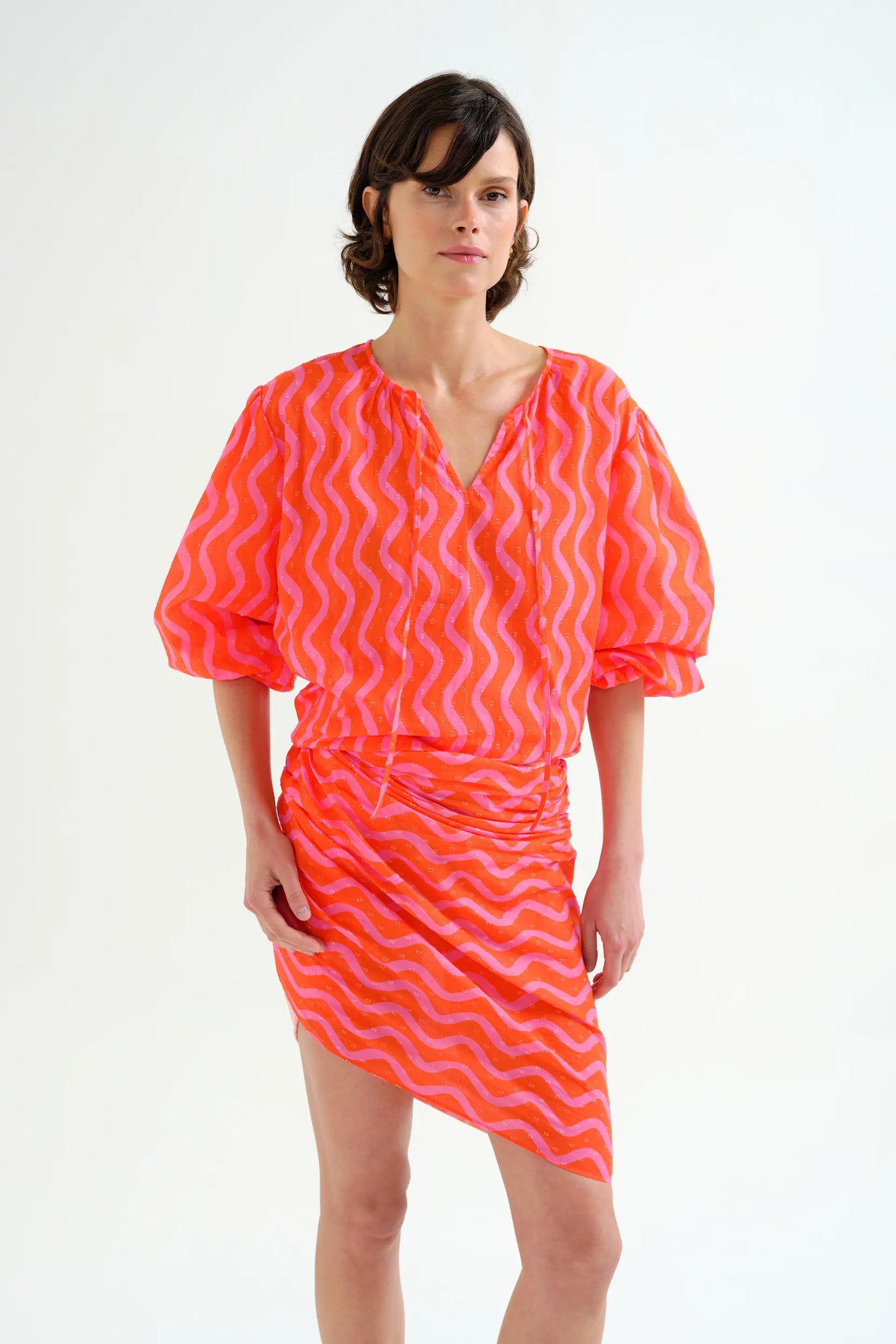 Top playero con estampado Wave Red & Pink