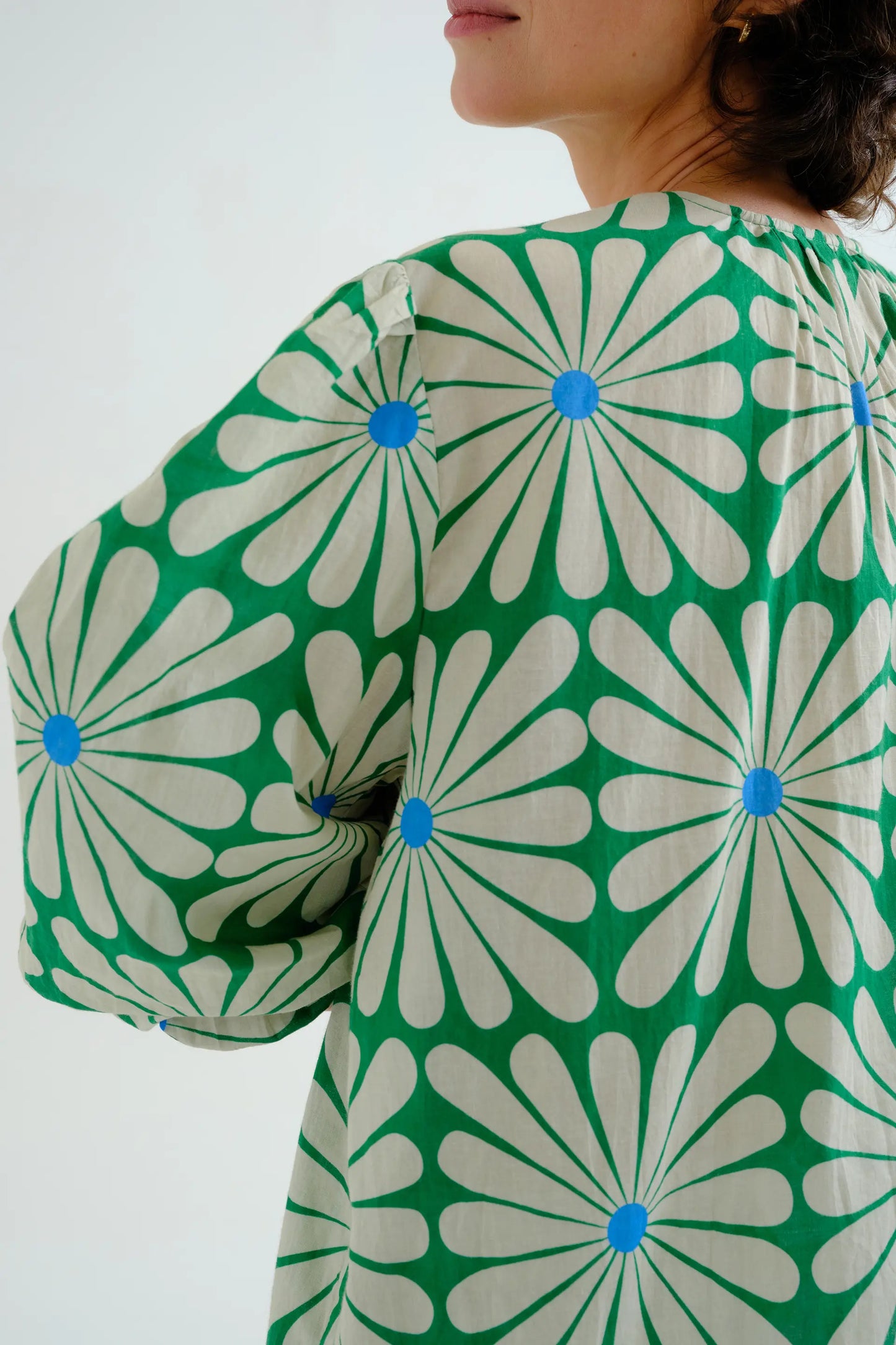 Top da spiaggia con stampa Olive Flower Green